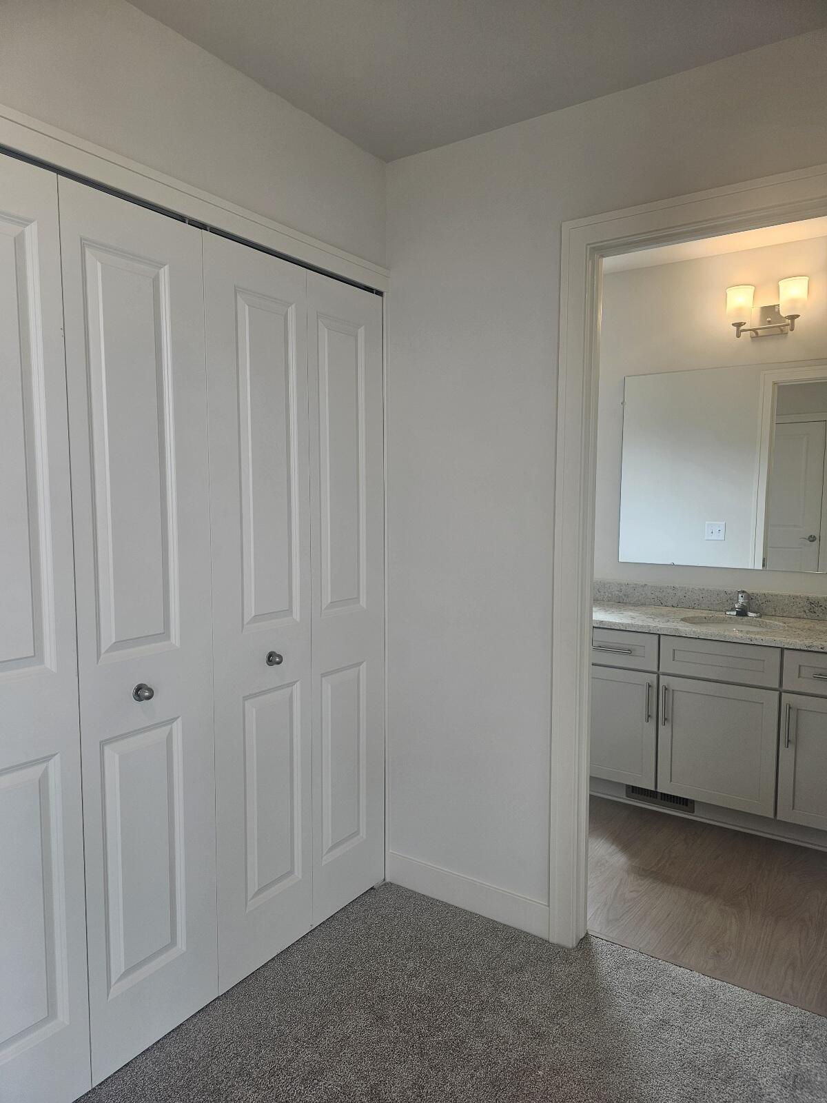 10613 Valley View Drive Property Photo 9