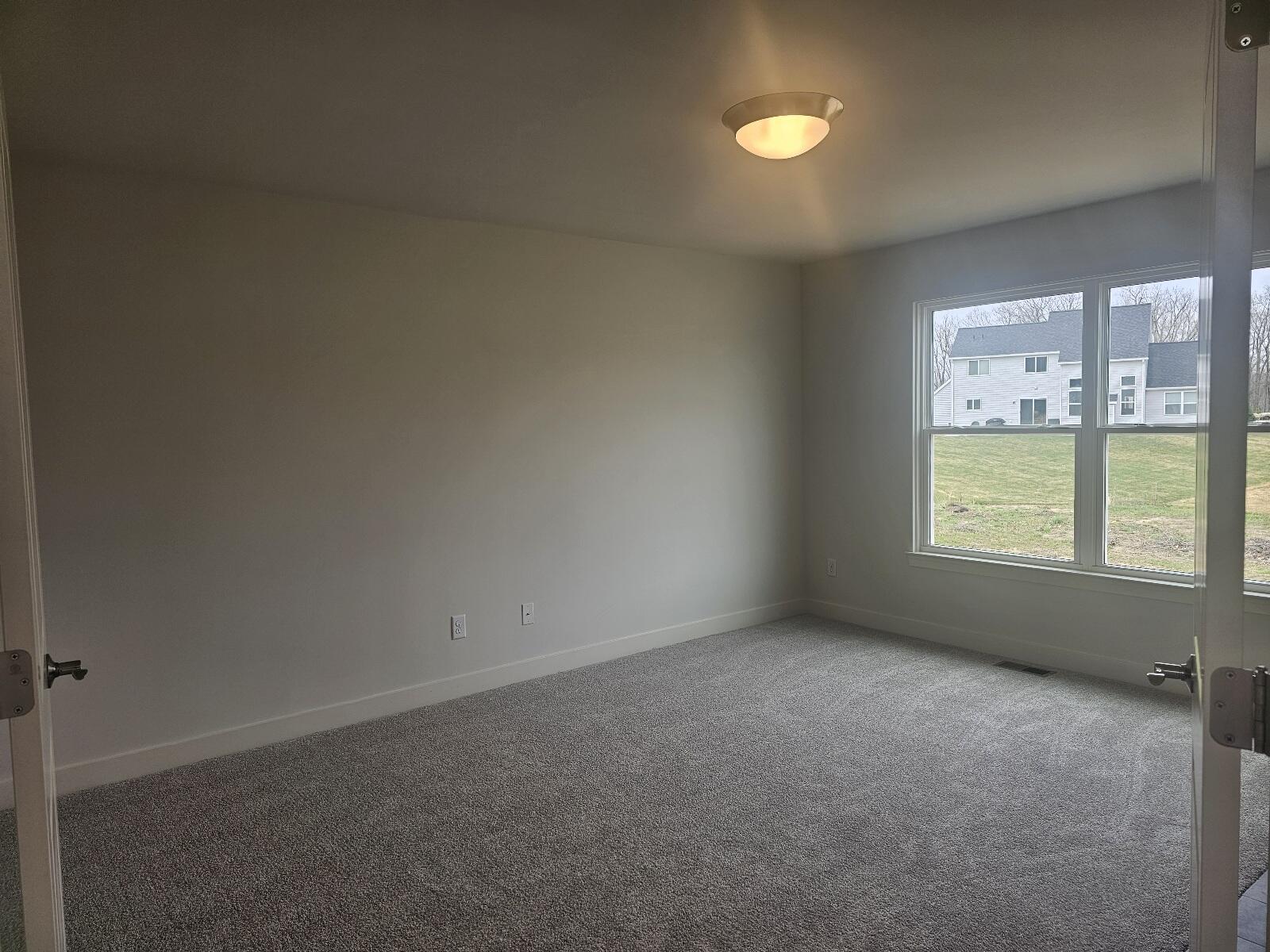 10613 Valley View Drive Property Photo 11