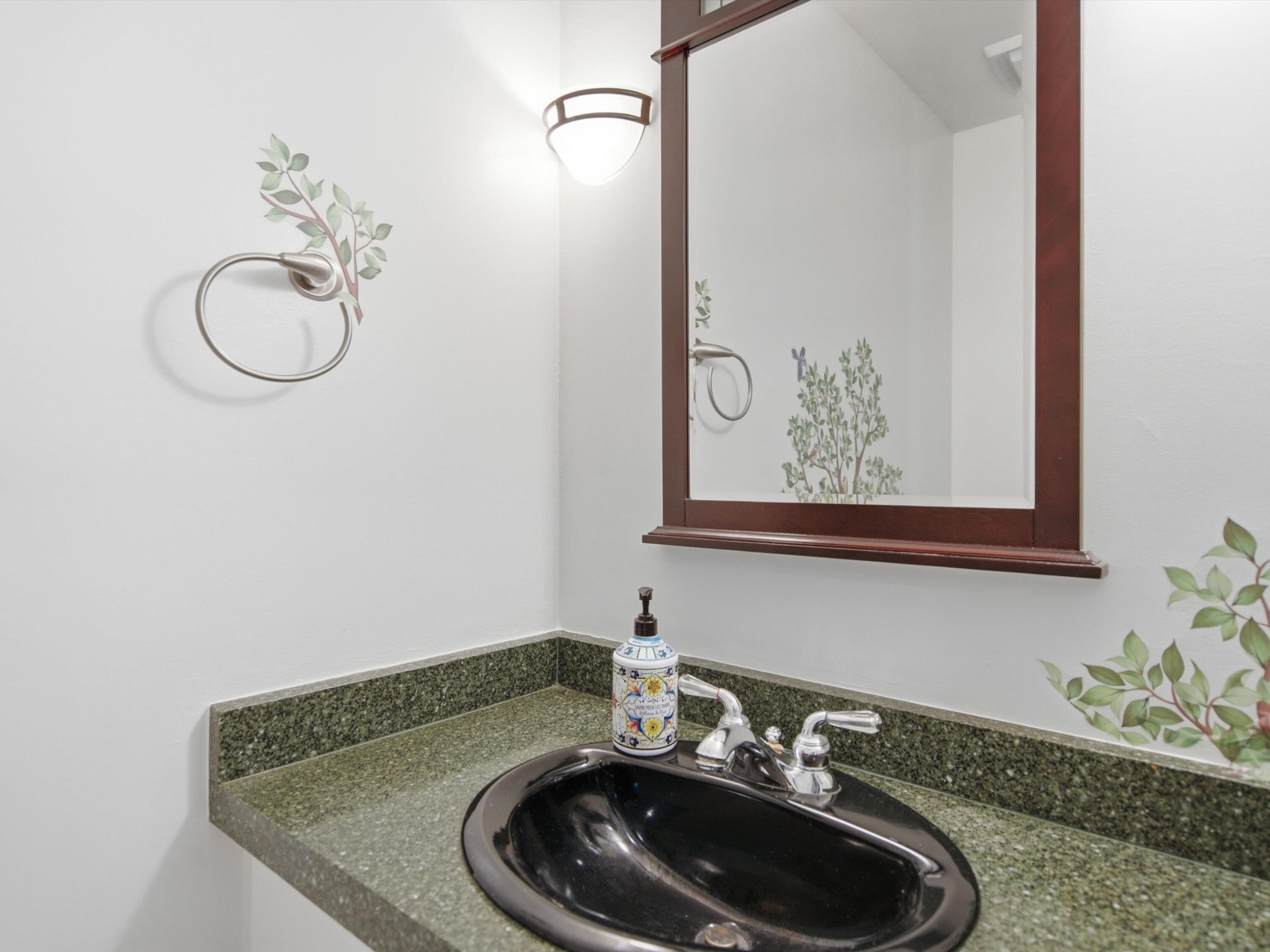 3926 Lakes Edge Drive Property Photo 20