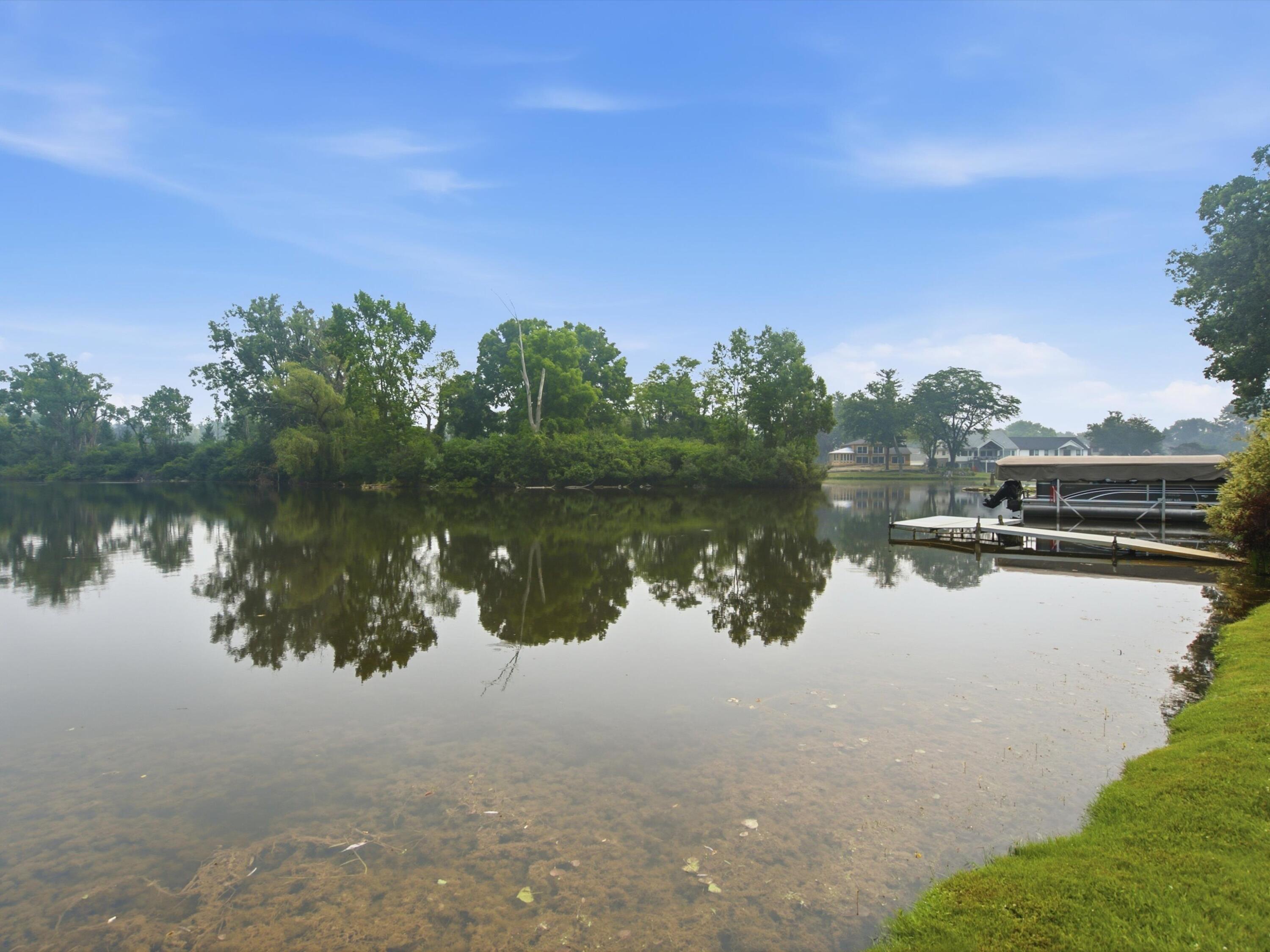 3926 Lakes Edge Drive Property Photo 40