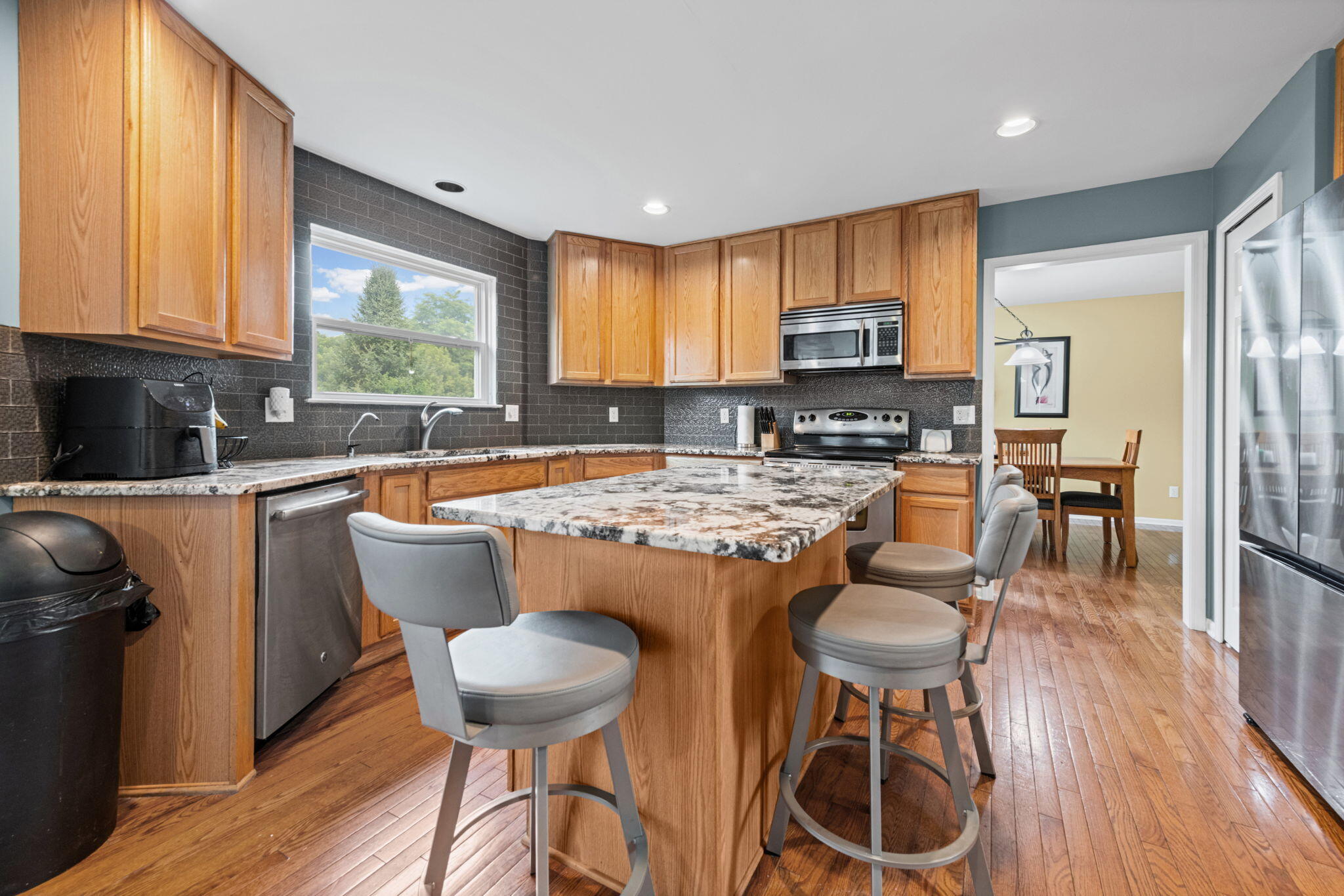 20903 Oak Tree Drive Property Photo 10
