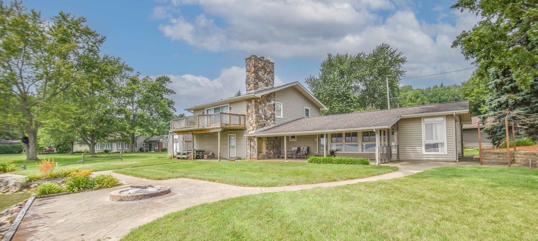 873 Driftwood Lane Property Photo 38