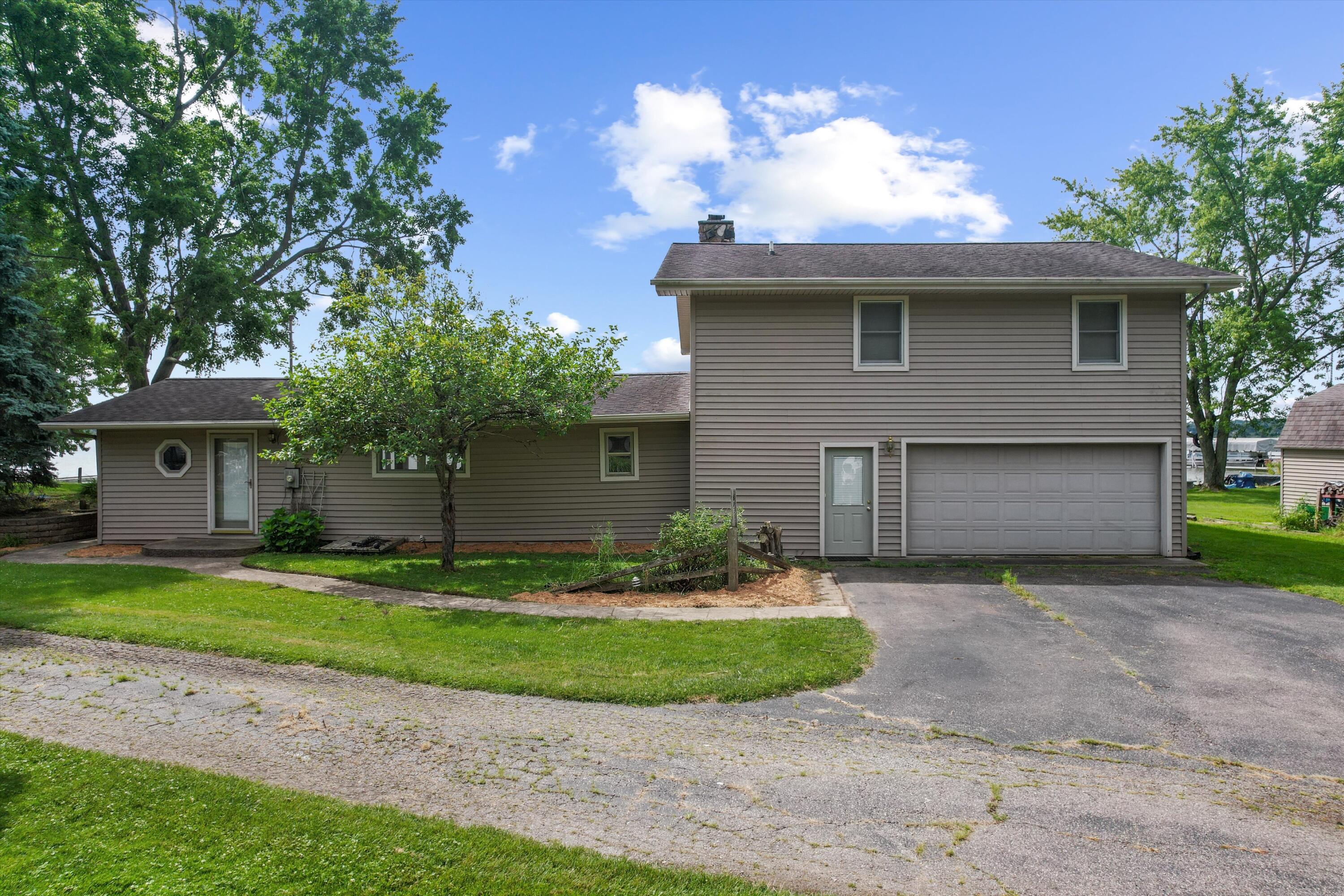 873 Driftwood Lane Property Photo 40