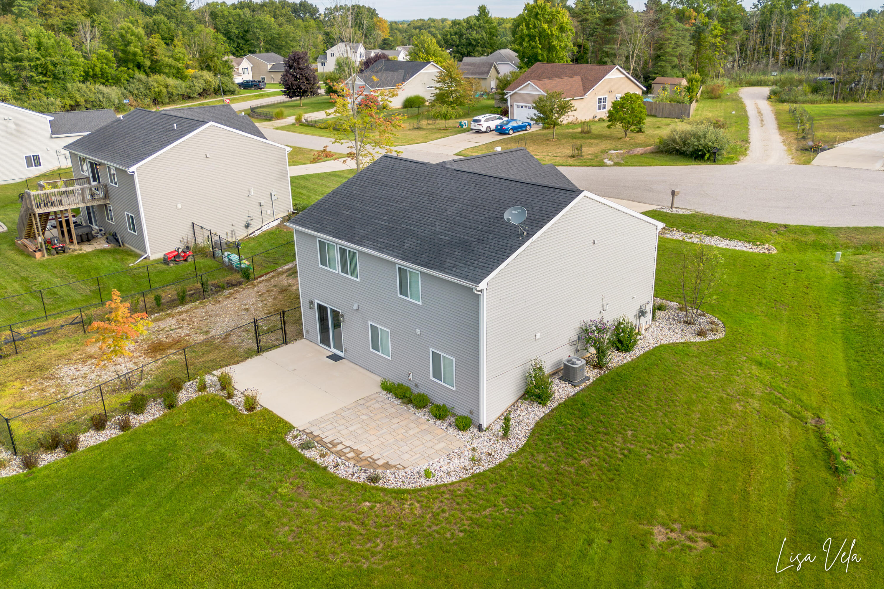 1309 Waterpoint Court Property Photo 4