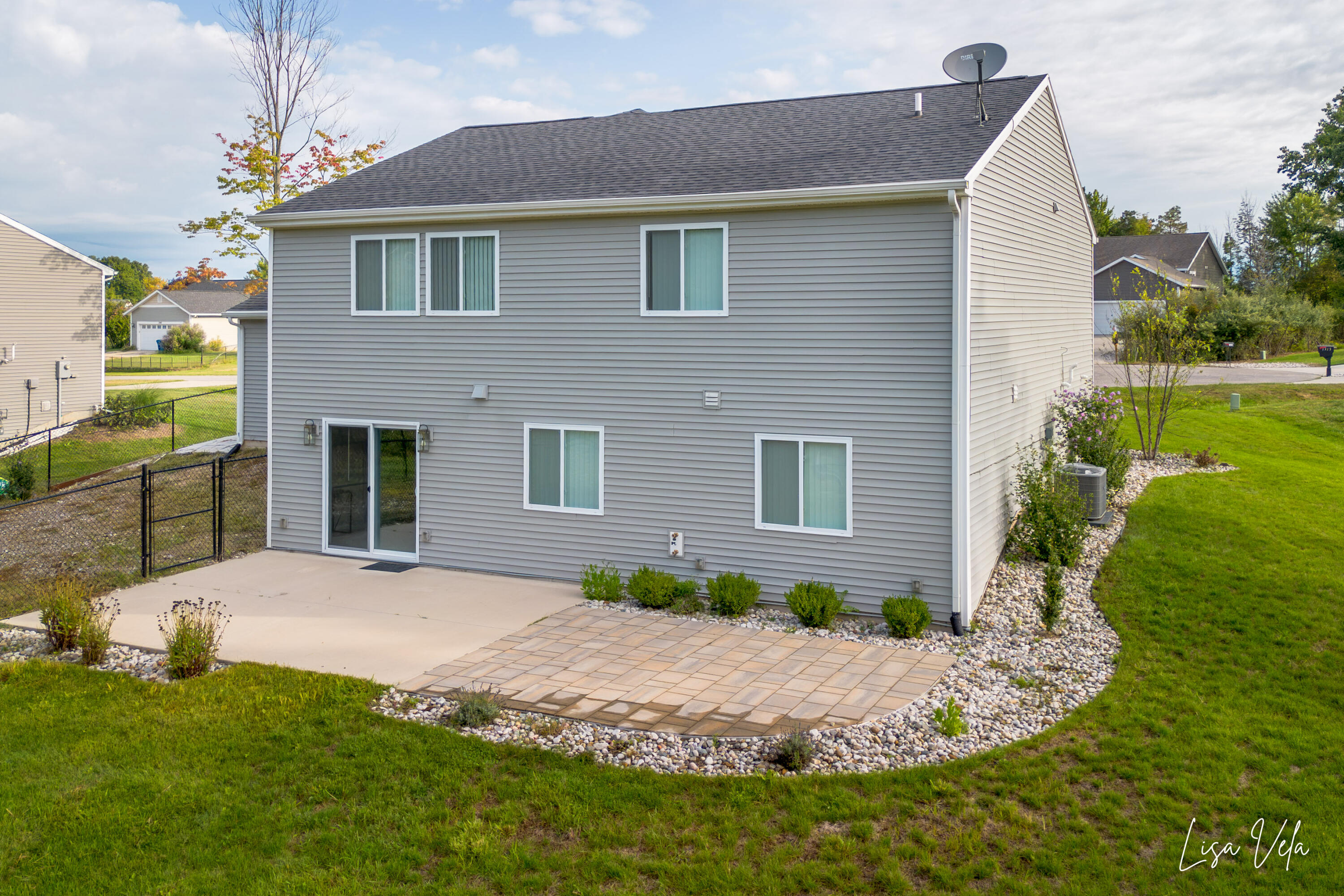 1309 Waterpoint Court Property Photo 5