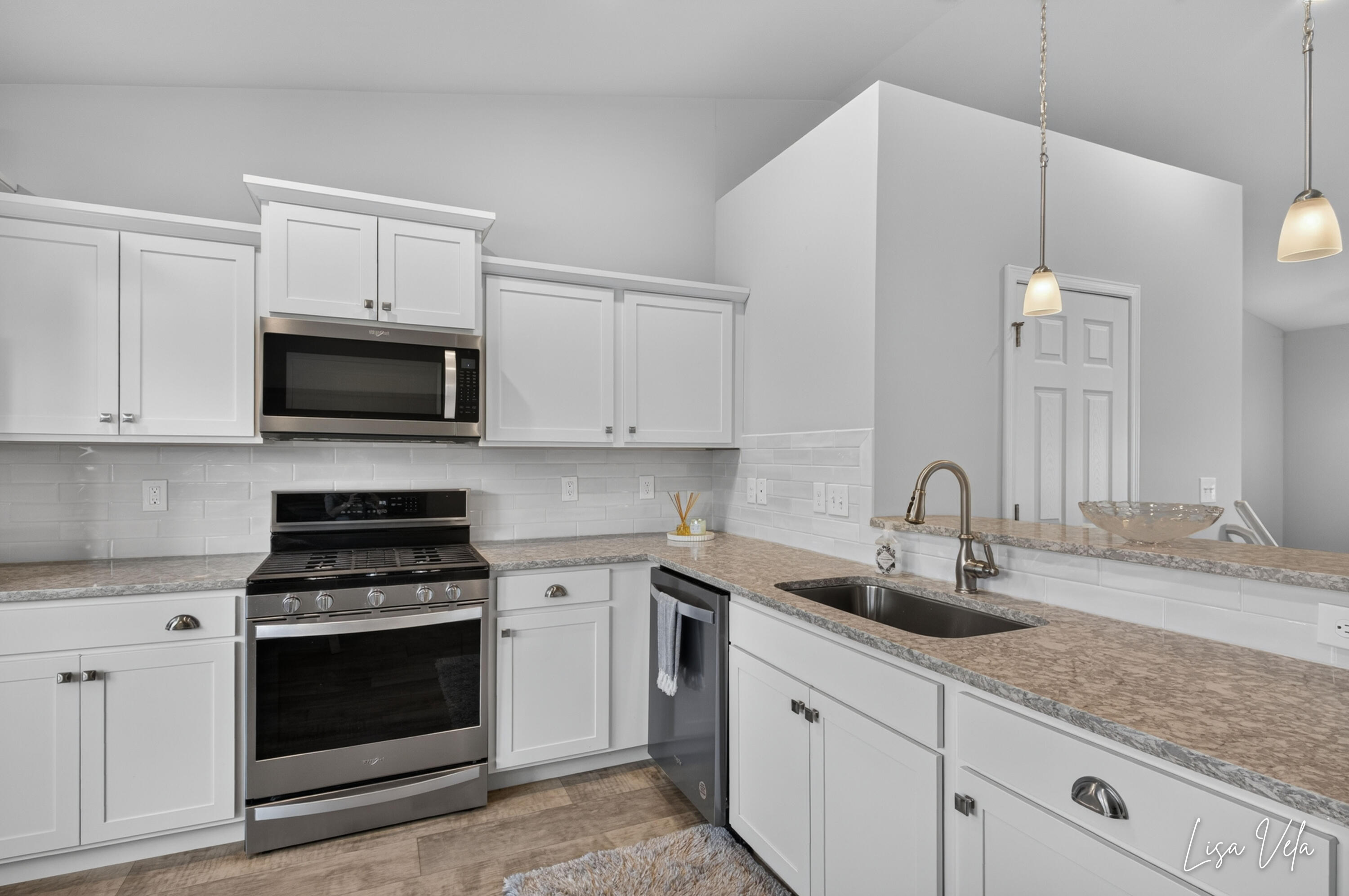 1309 Waterpoint Court Property Photo 14