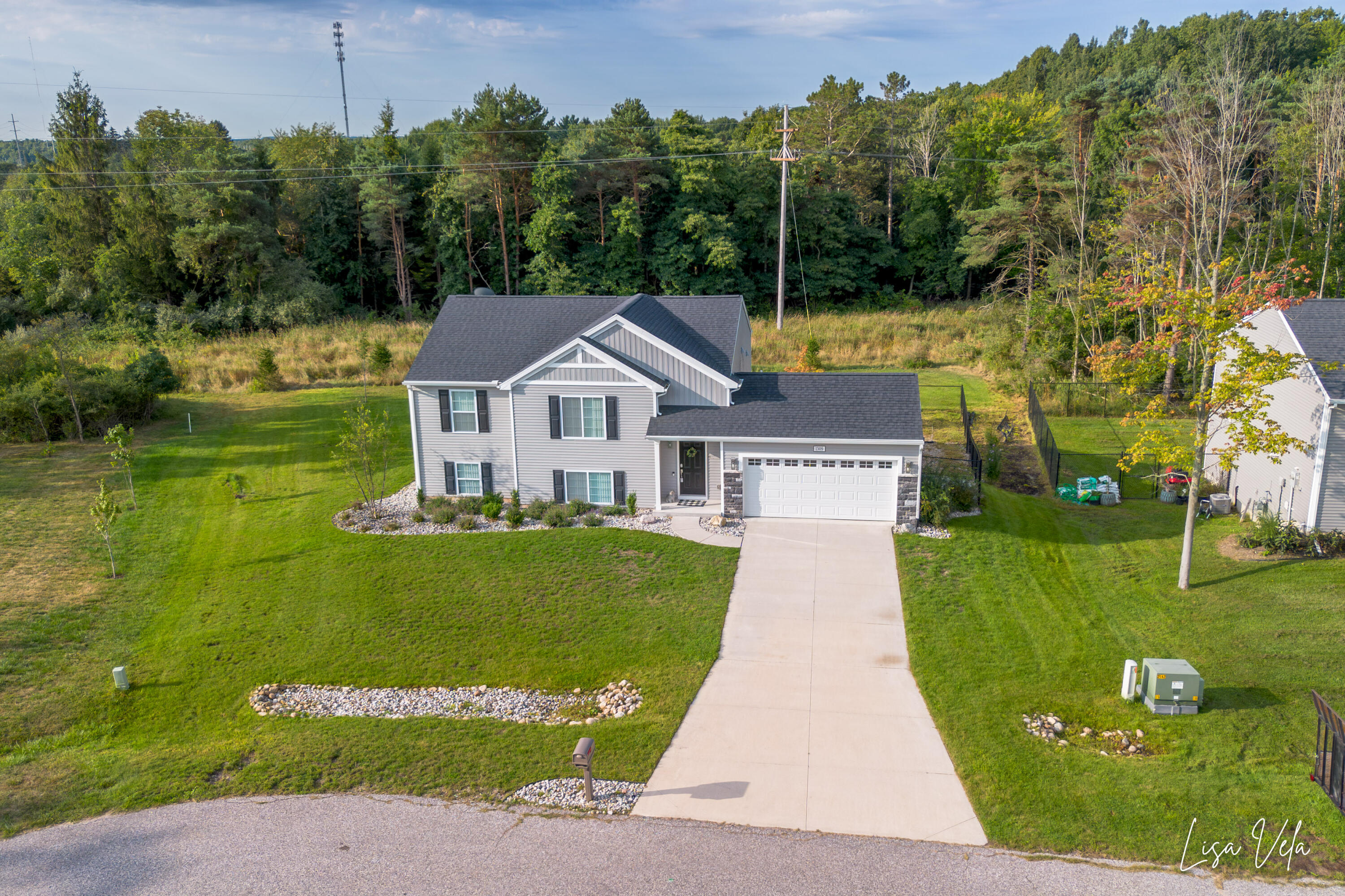1309 Waterpoint Court Property Photo 45
