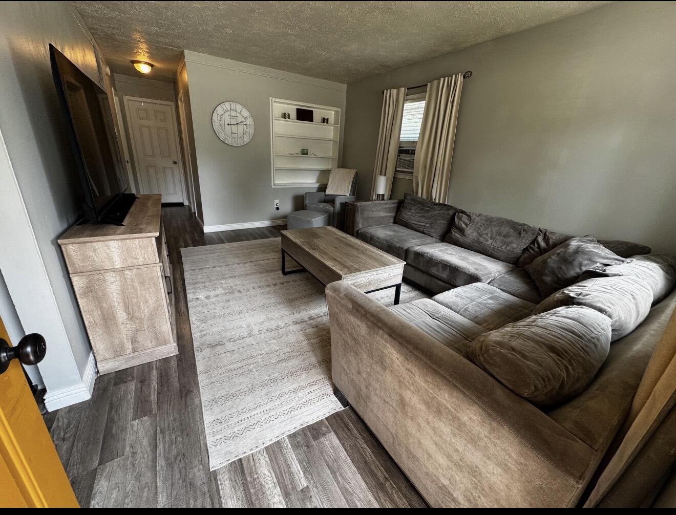 20889 E Ridgemont Road Property Photo 2