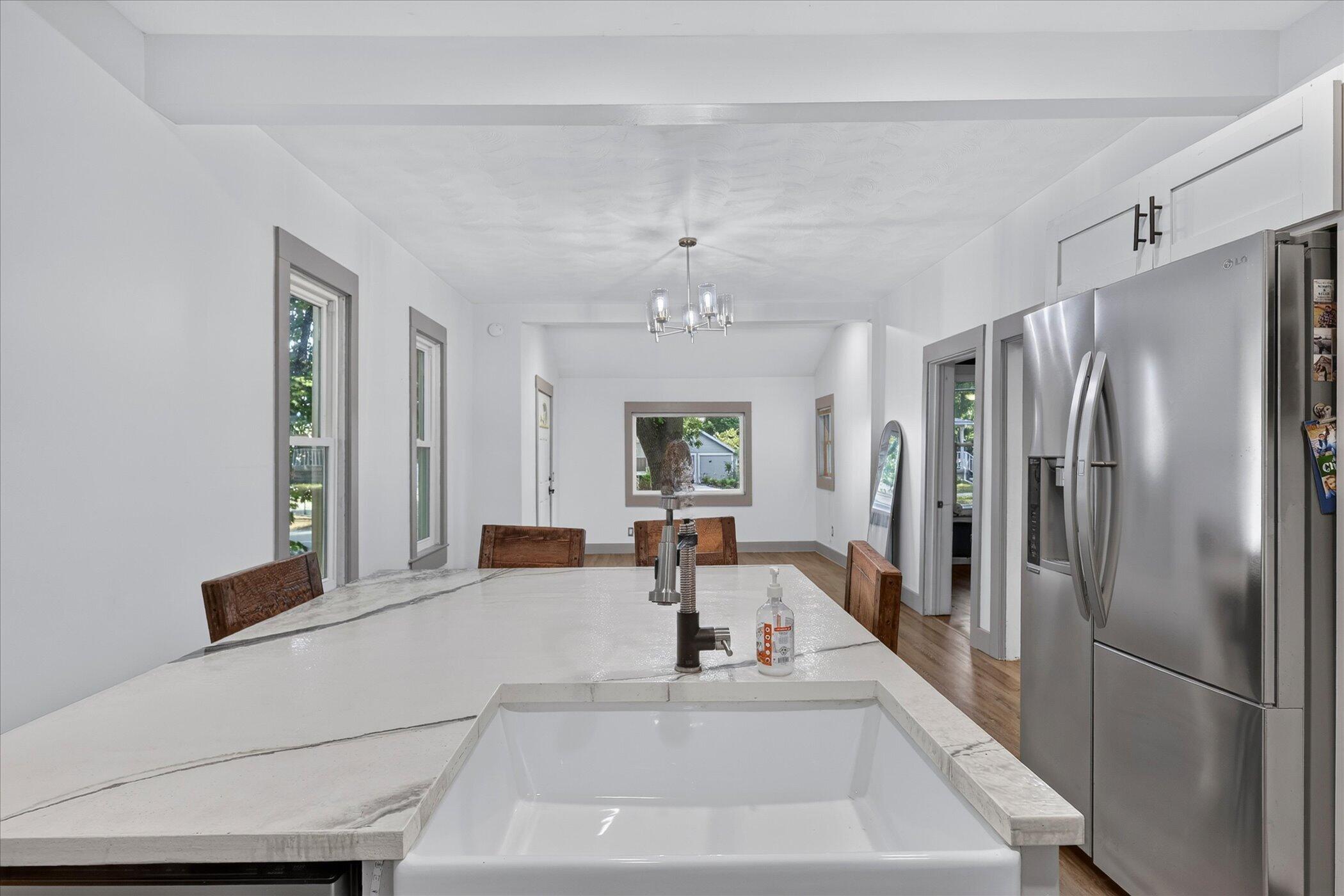 832 Thomas Street Se Property Photo 13