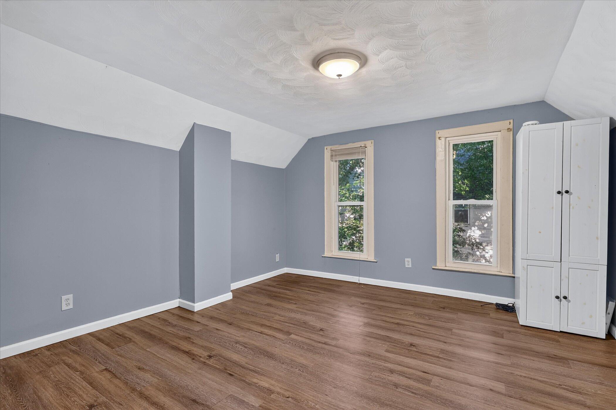 832 Thomas Street Se Property Photo 14