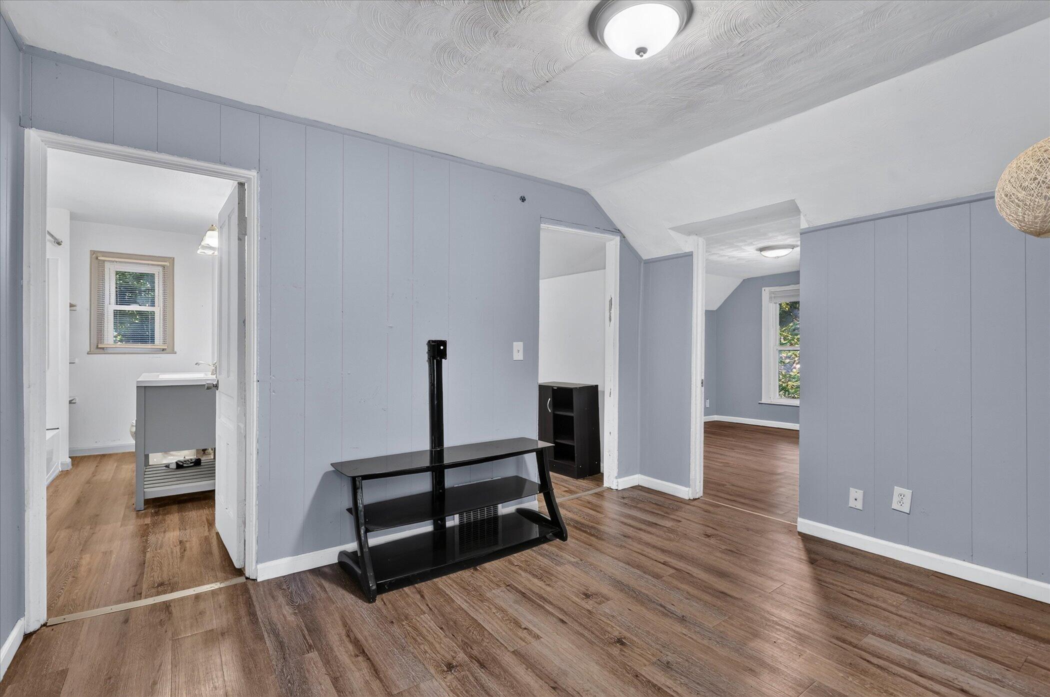832 Thomas Street Se Property Photo 25