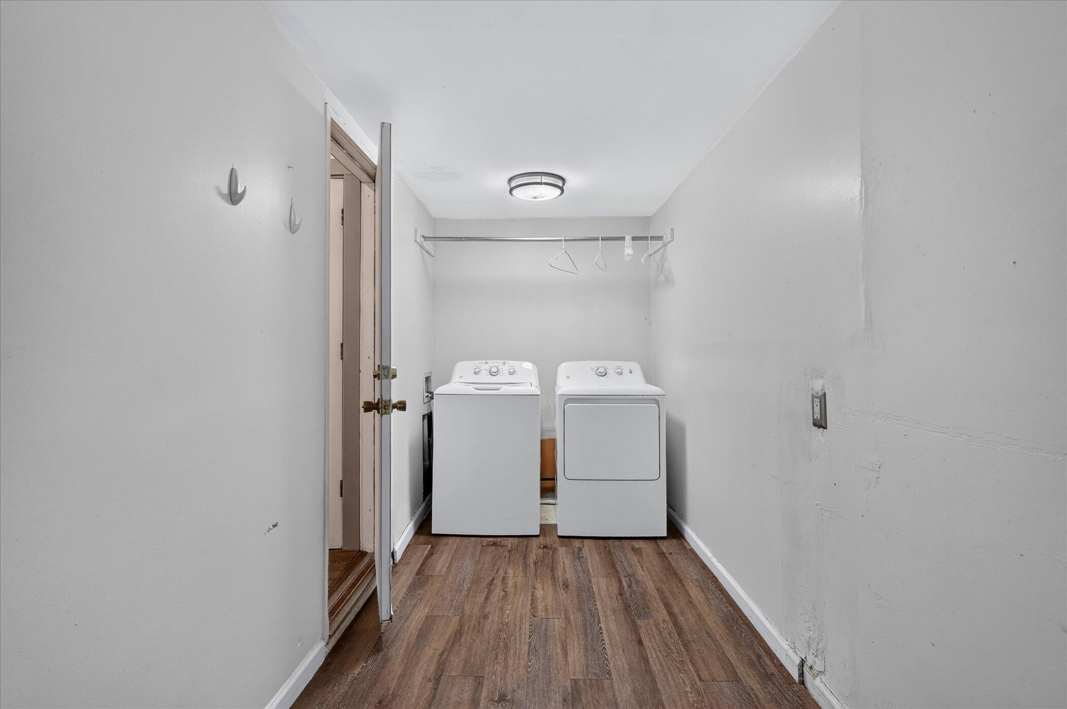 832 Thomas Street Se Property Photo 35