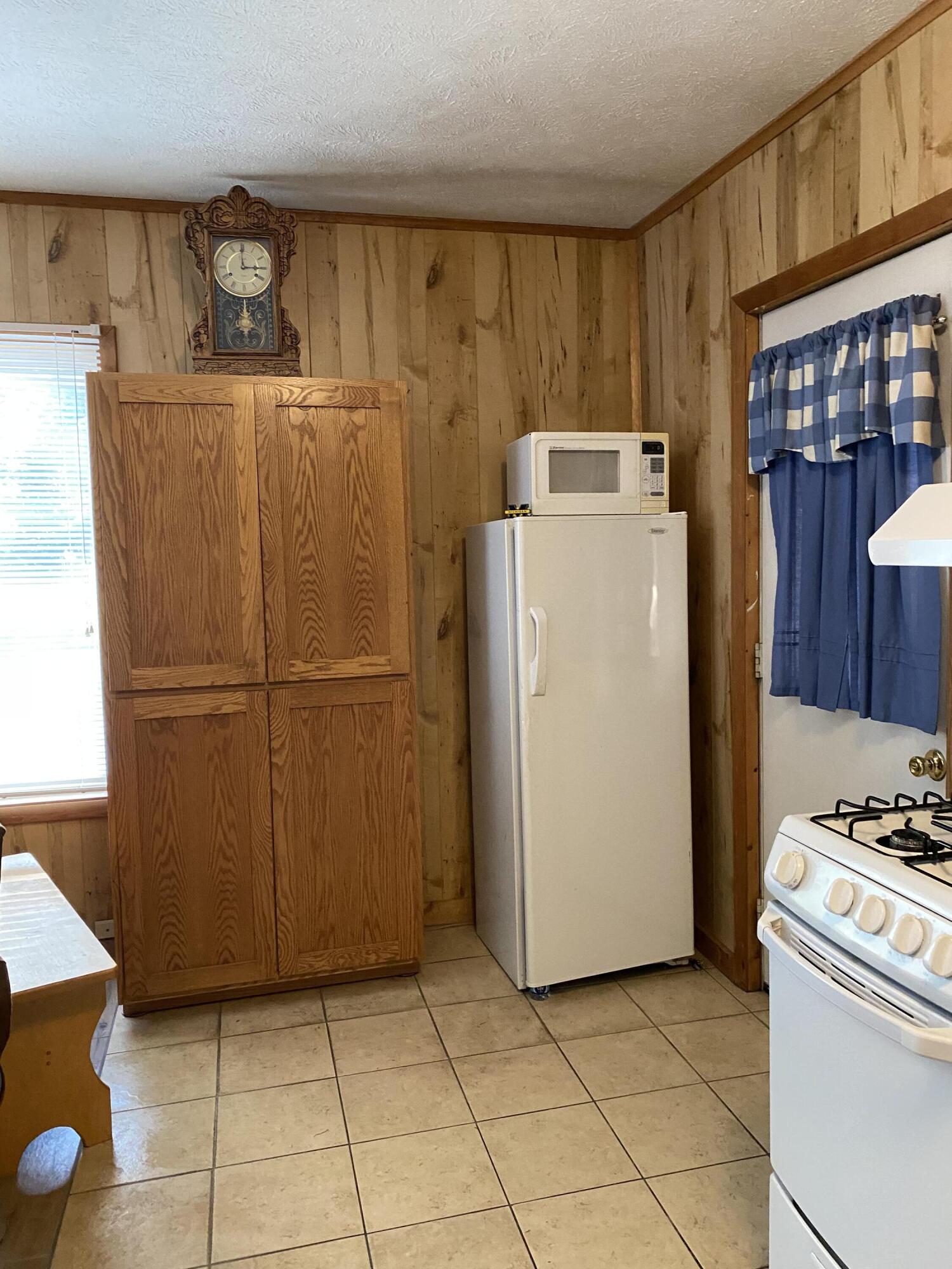 627 S Ensley Street Property Photo 17