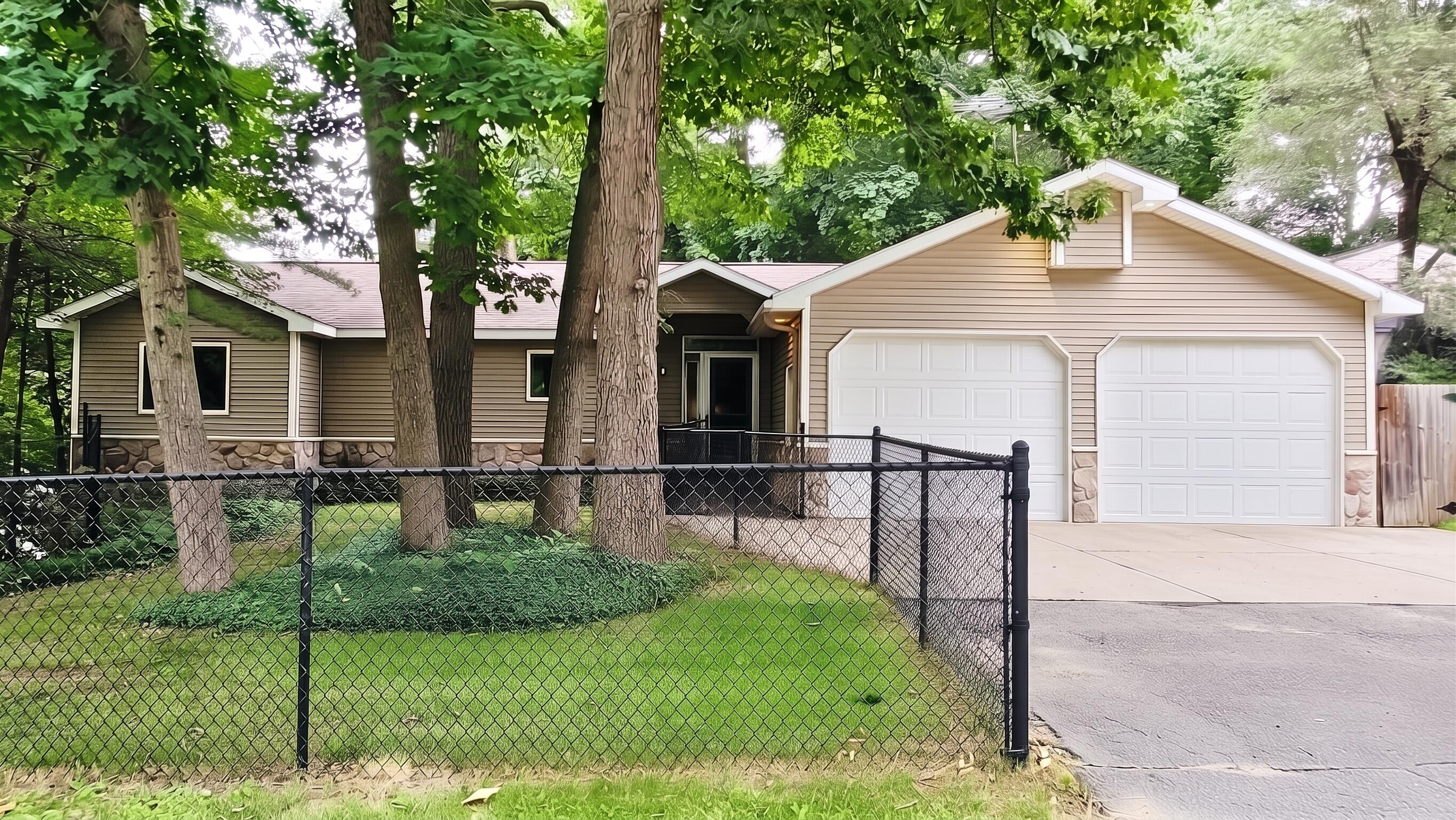 4864 Westshire Drive Nw Property Photo 1