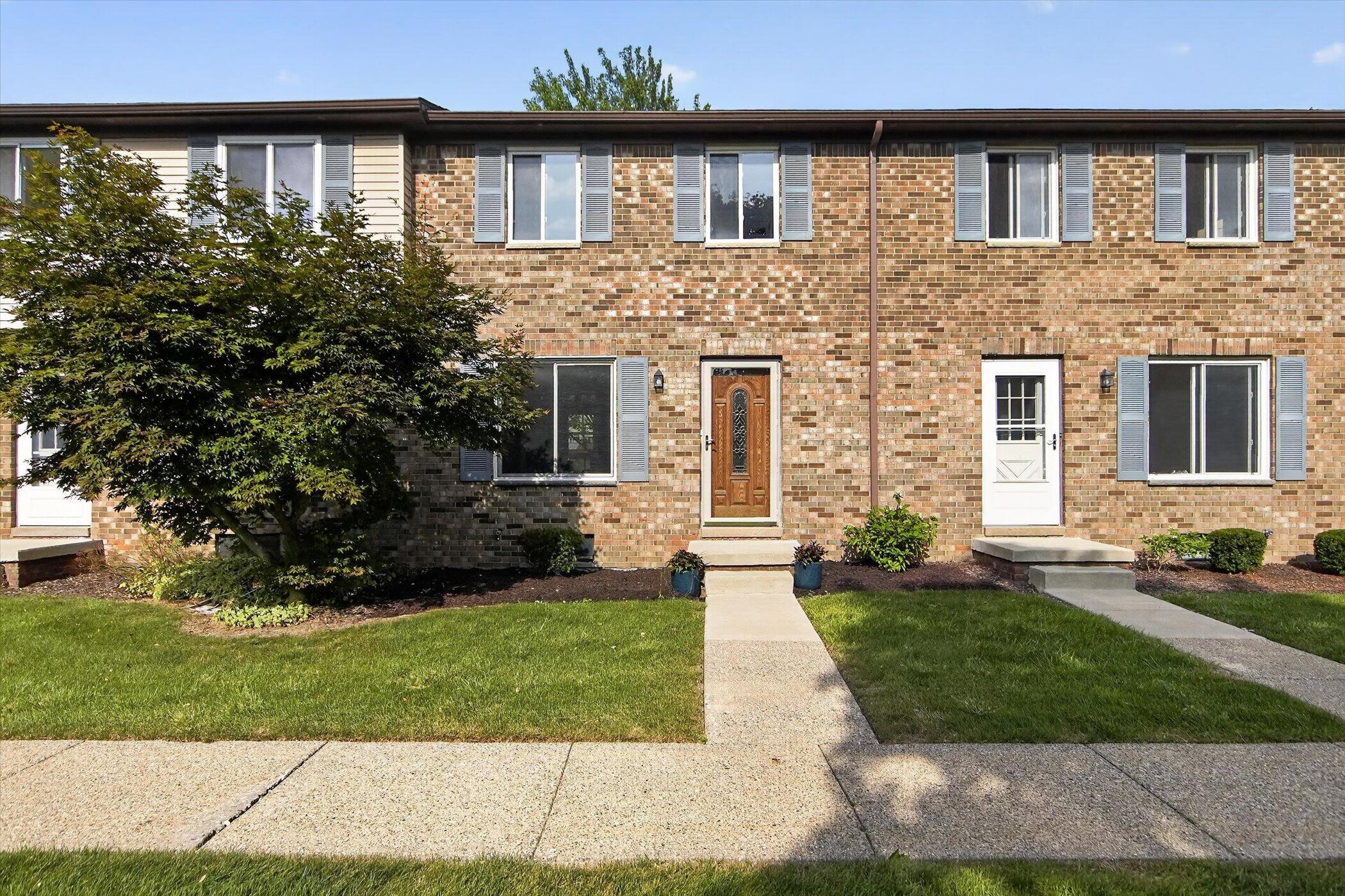145 Sheffield Drive Property Photo 1