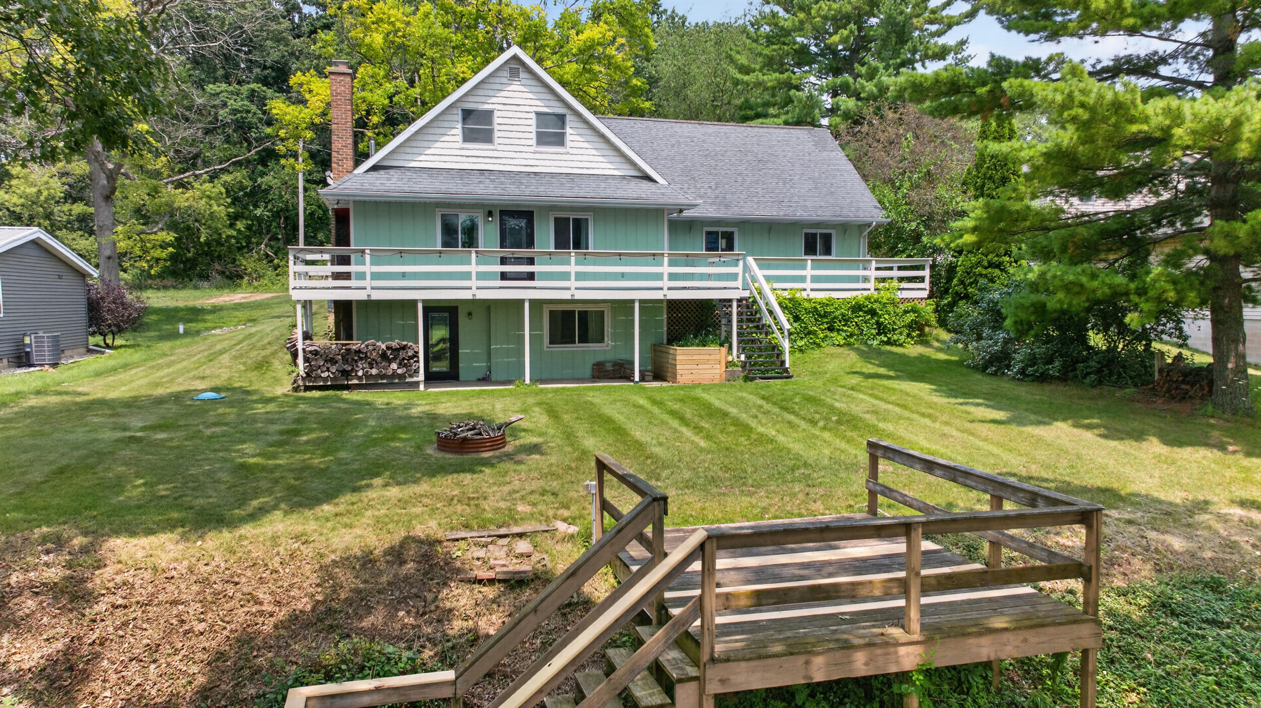 539 Fox Lake Trail Property Photo 2