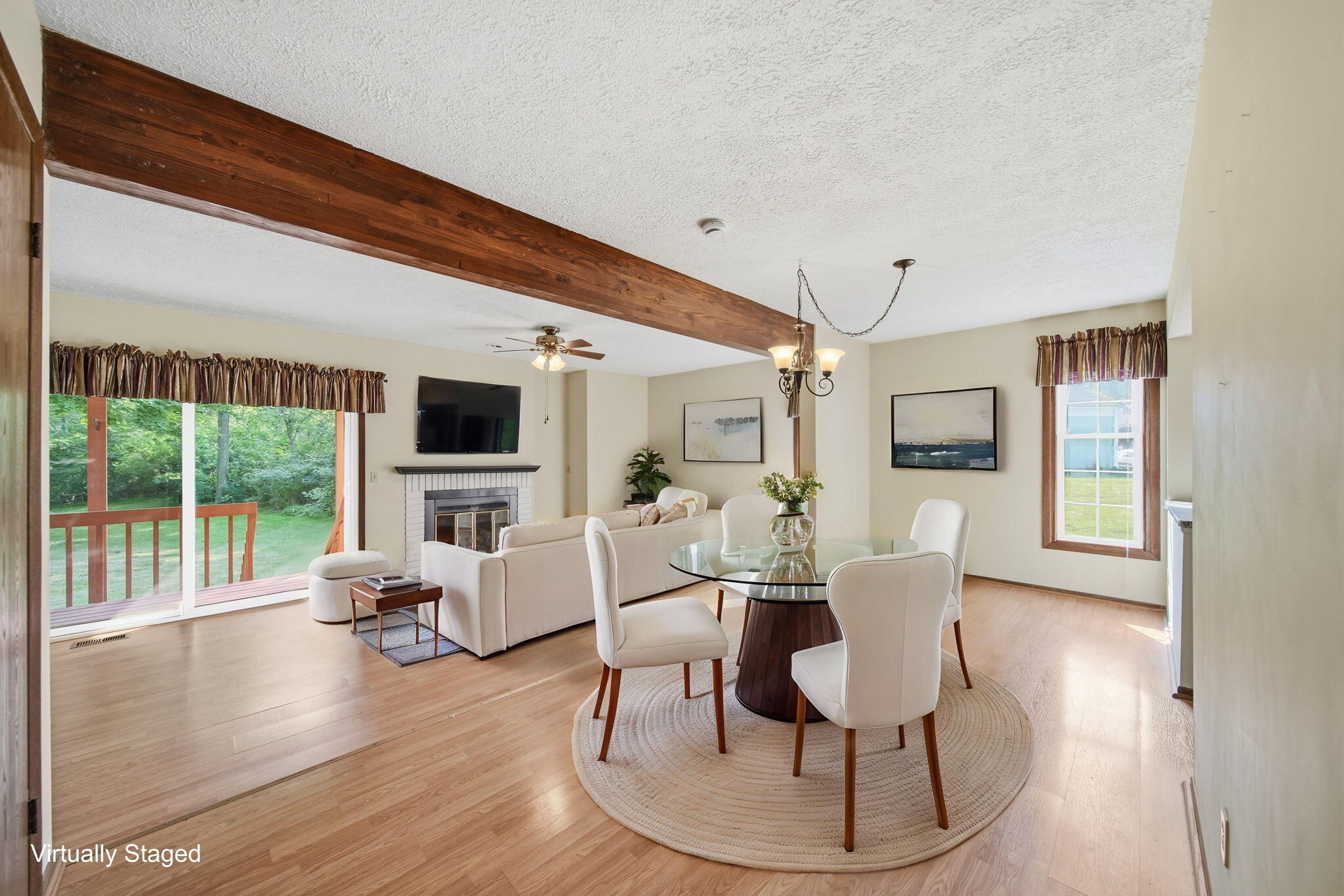 2760 Walden Woods Boulevard Property Photo 7