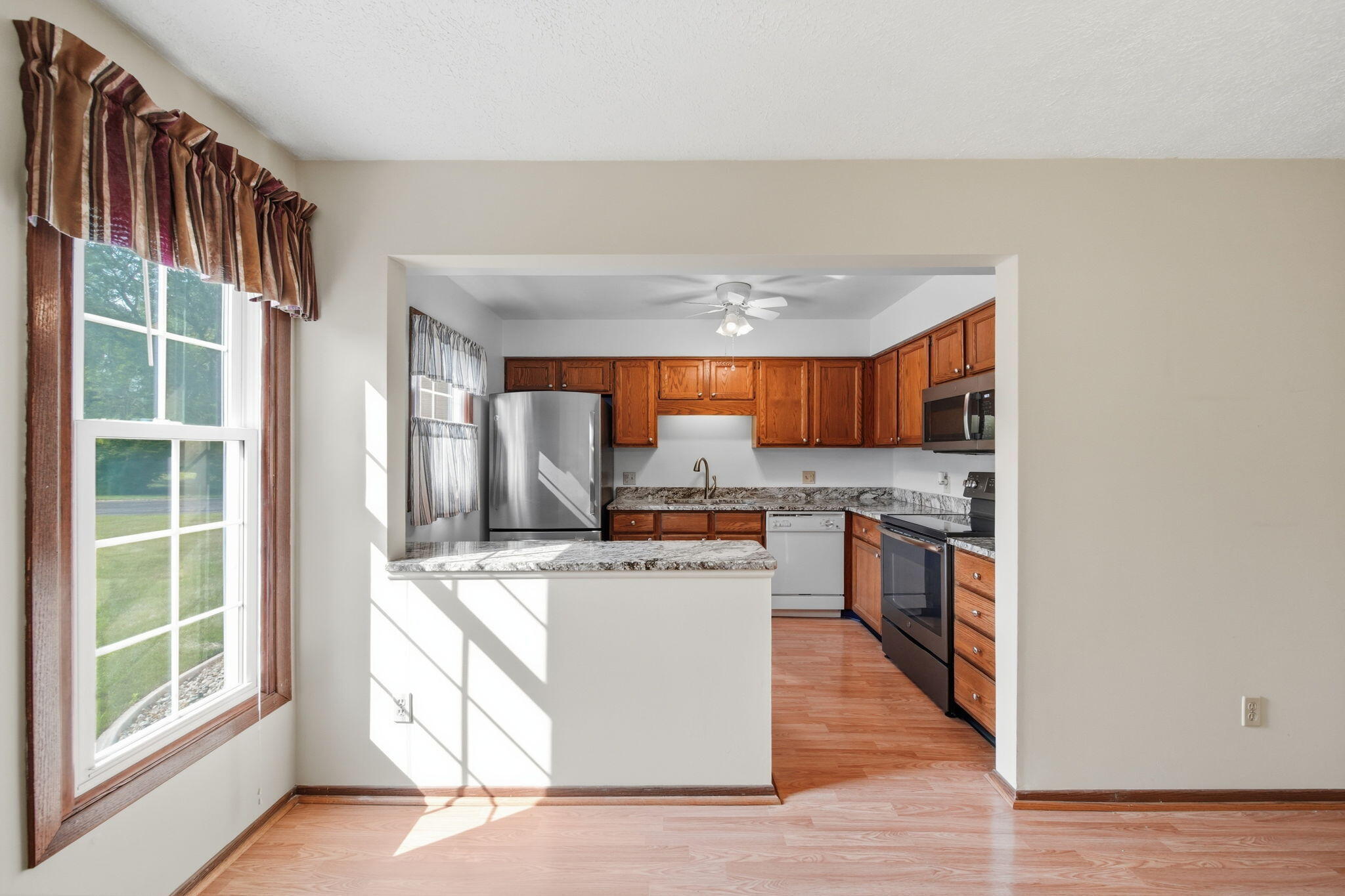 2760 Walden Woods Boulevard Property Photo 14