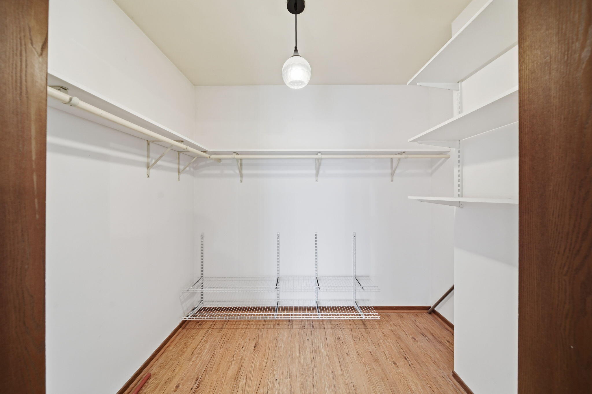 2760 Walden Woods Boulevard Property Photo 21