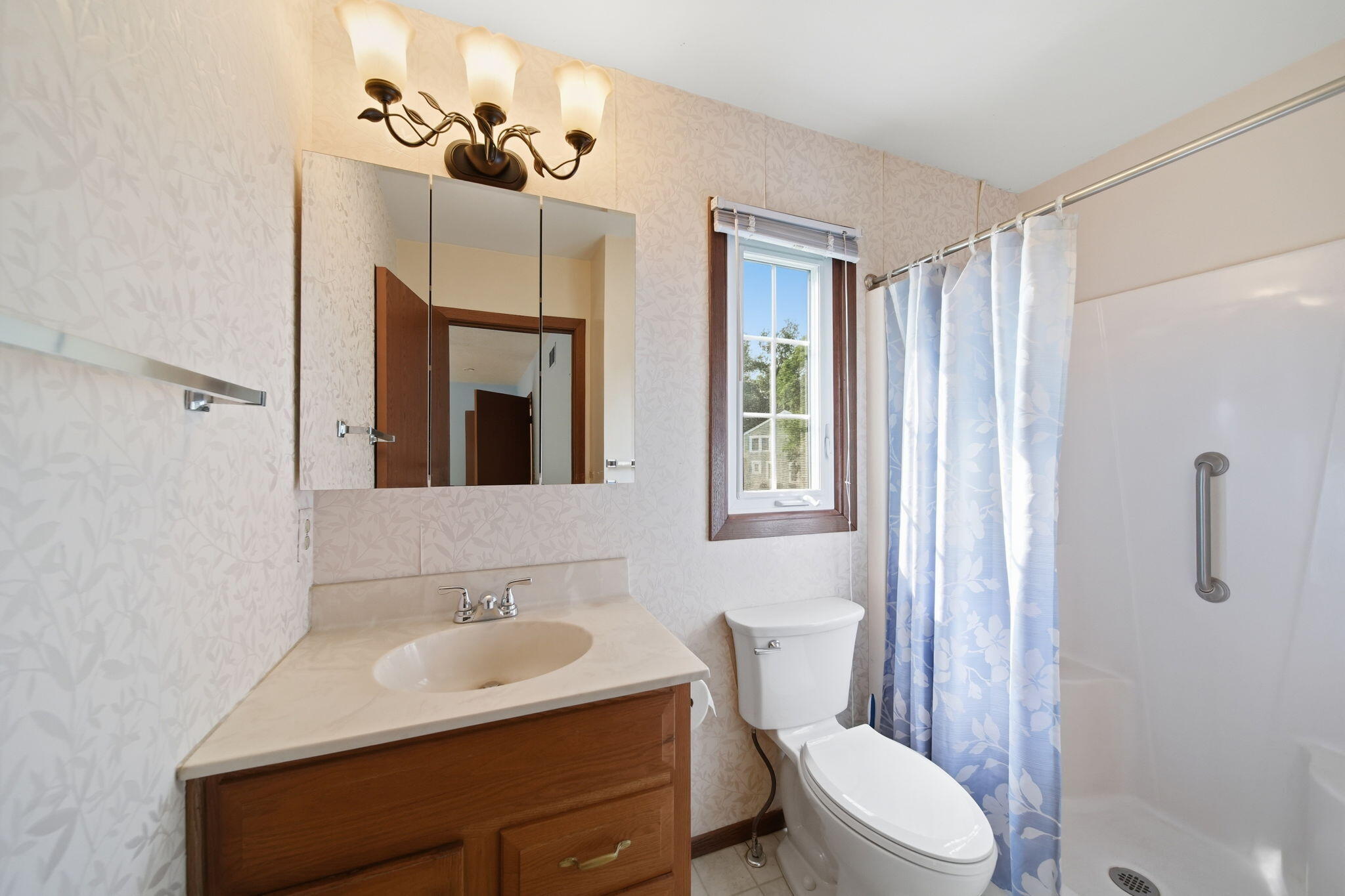 2760 Walden Woods Boulevard Property Photo 24