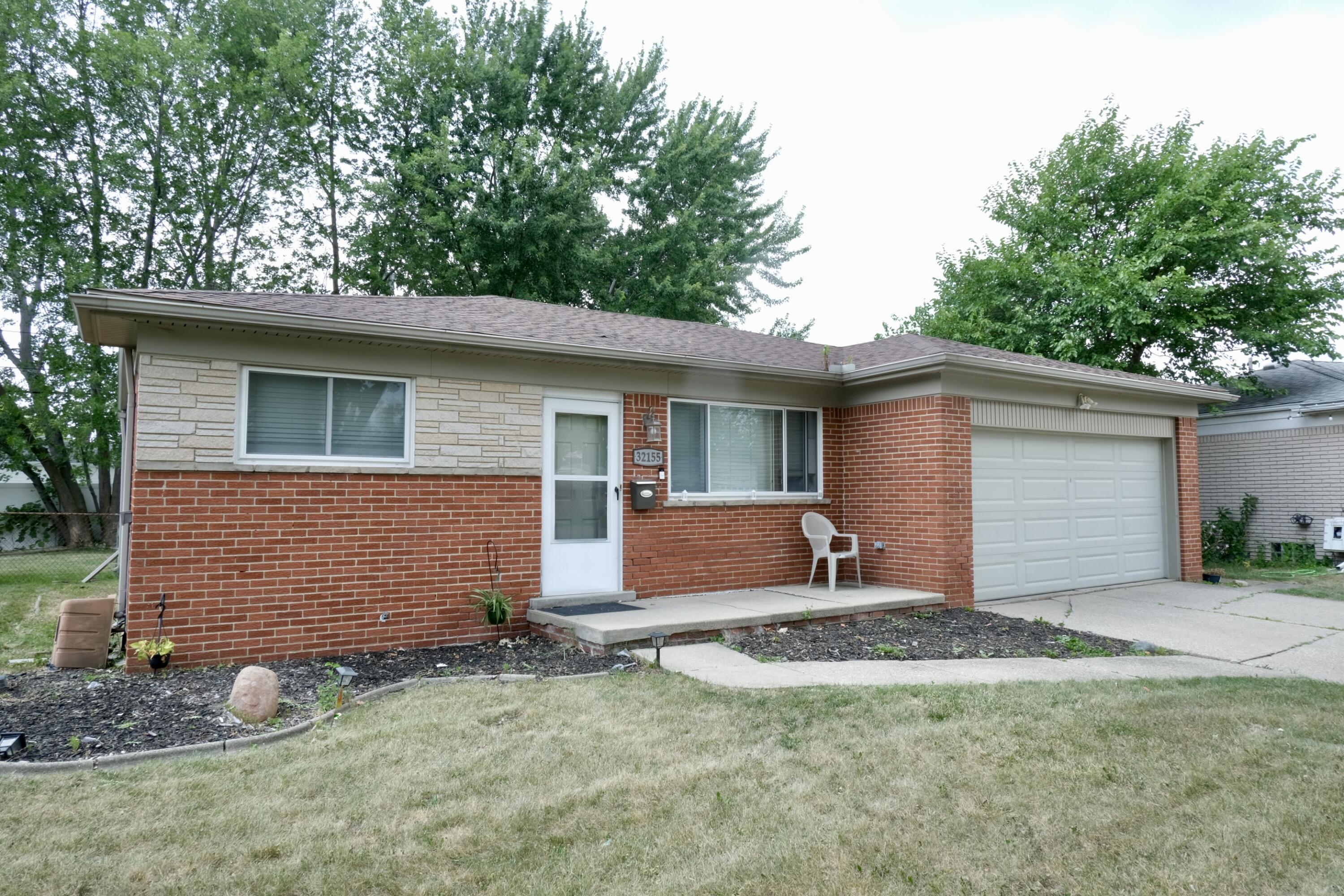 32155 Columbus Drive Property Photo 1