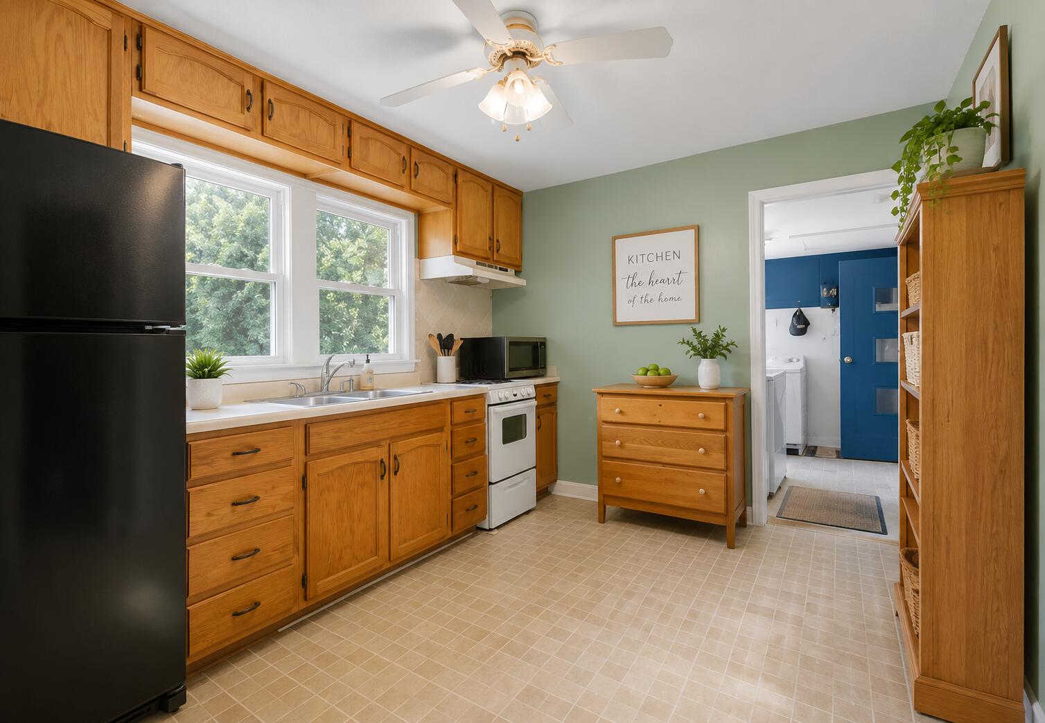 14133 North Avenue Property Photo 8