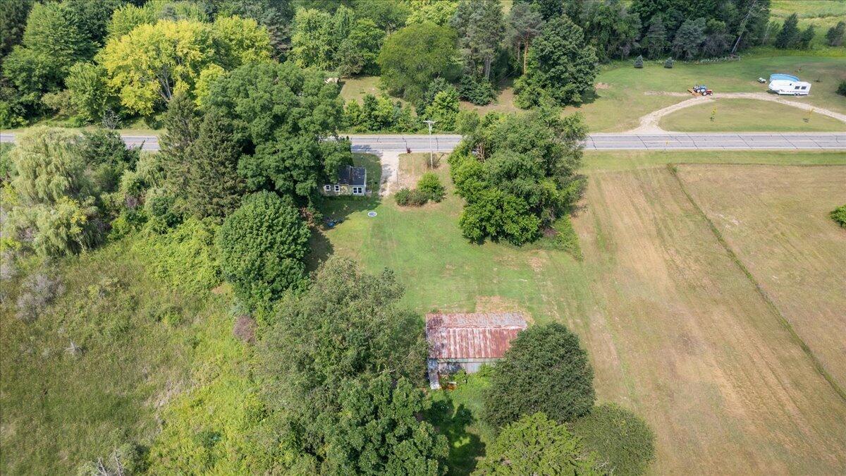 14133 North Avenue Property Photo 26