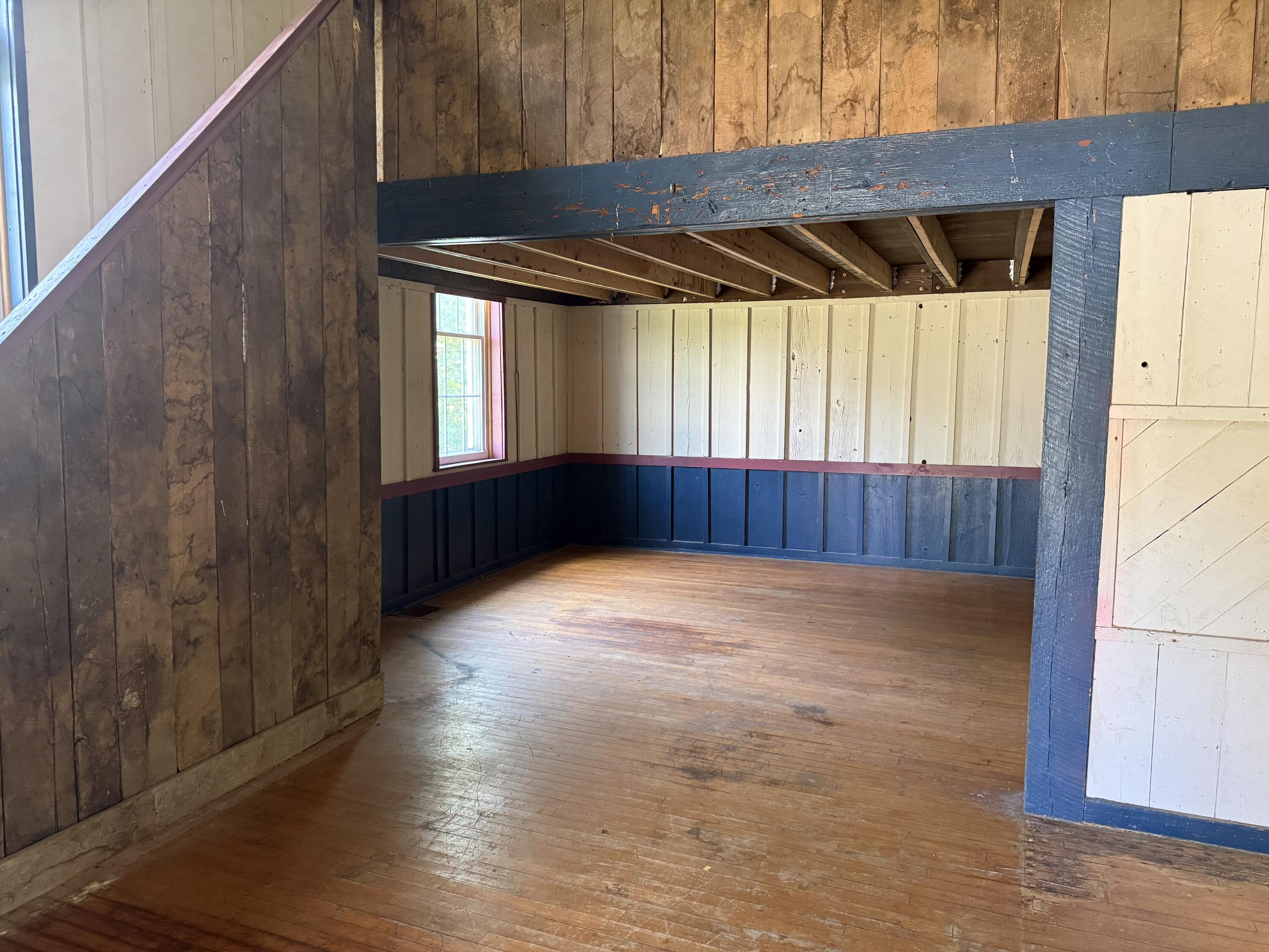 801 E Chicago Road Property Photo 15