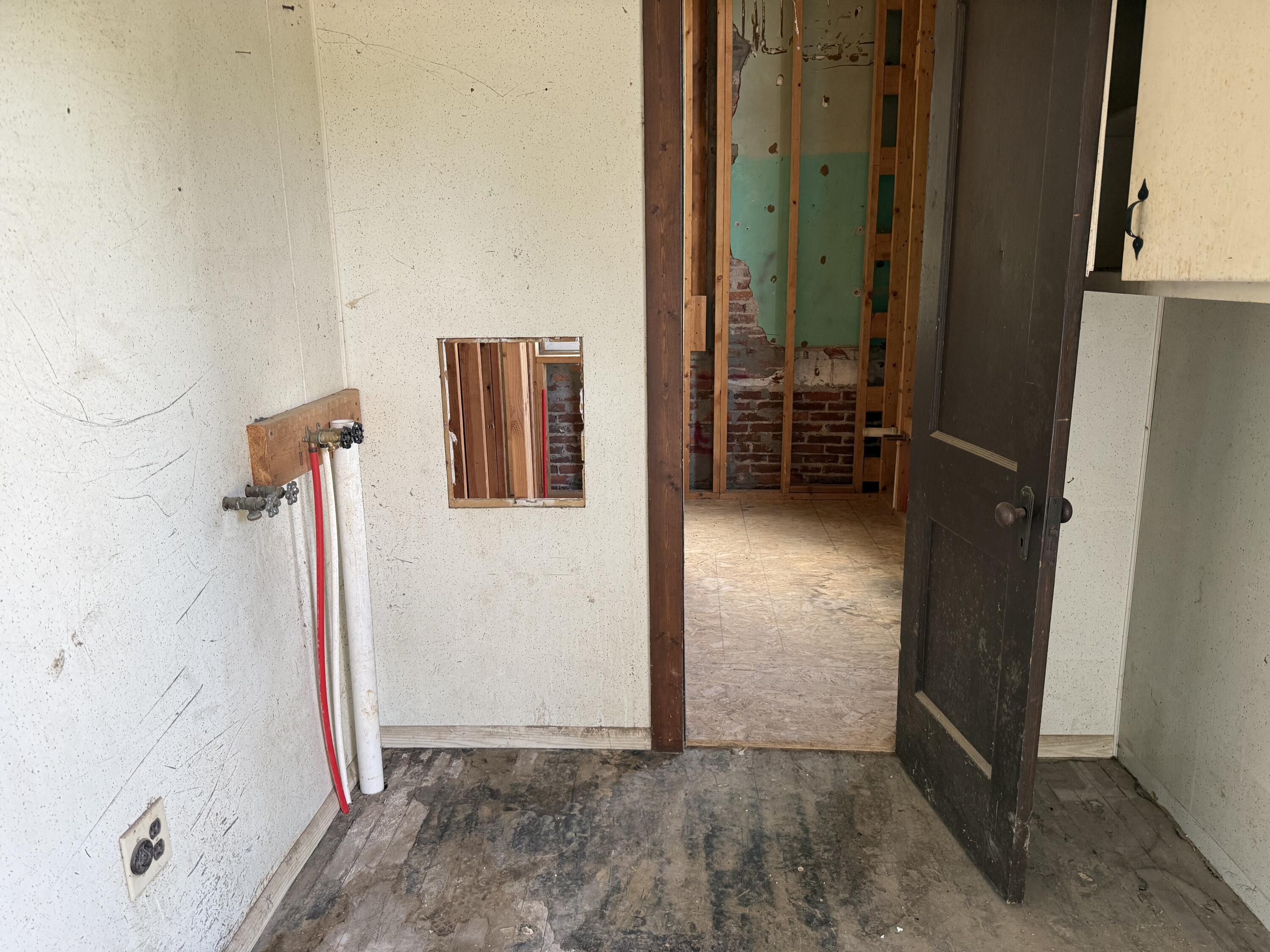 801 E Chicago Road Property Photo 21