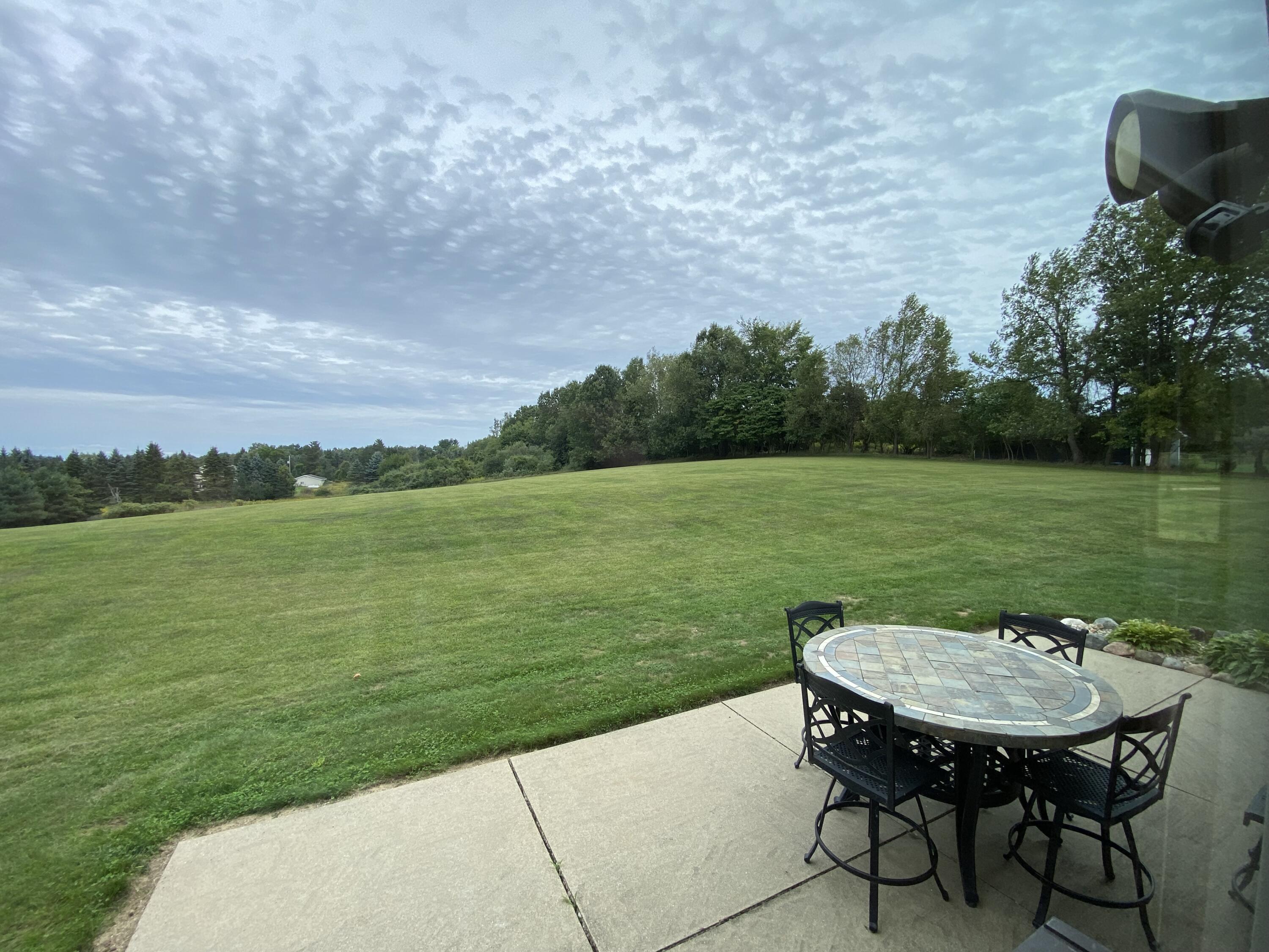 2333 Watkins Road Property Photo 5