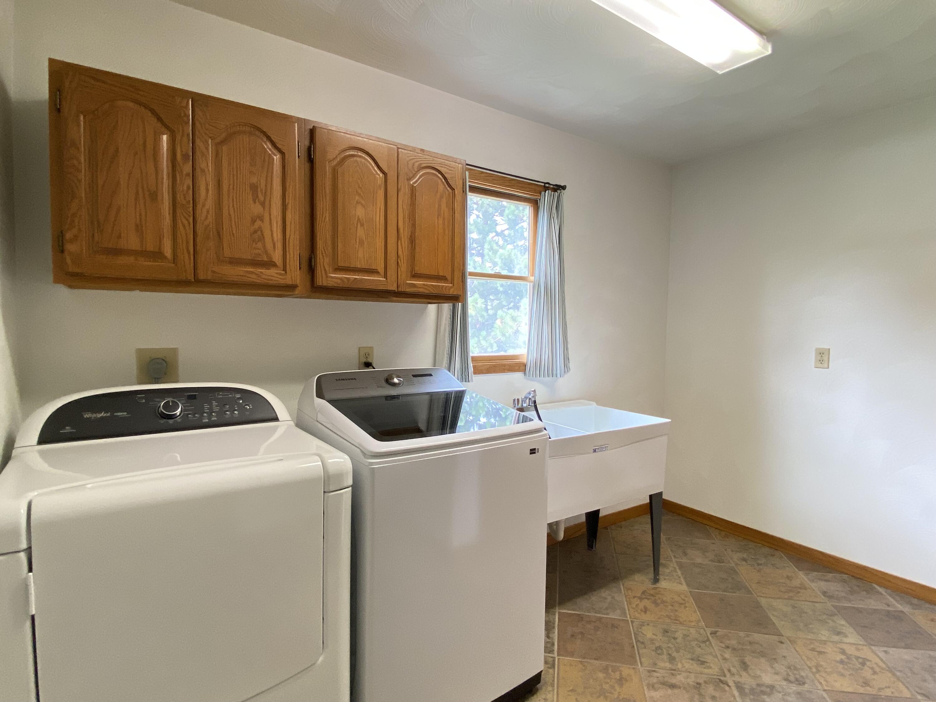 2333 Watkins Road Property Photo 19