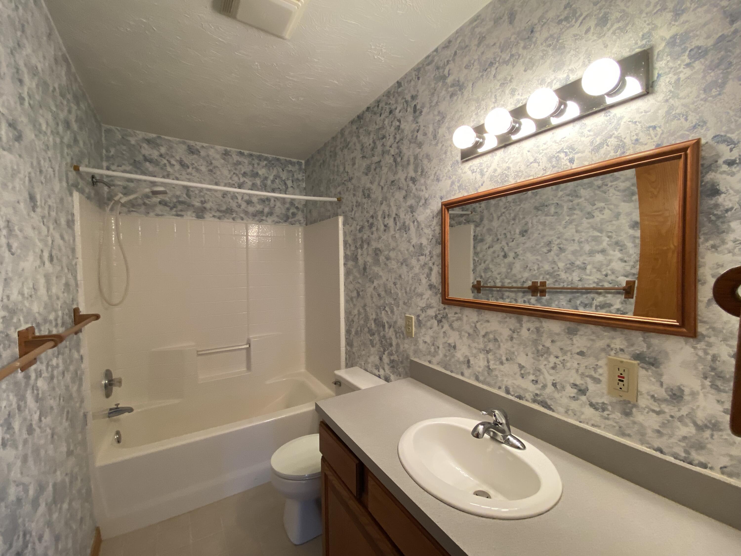 2333 Watkins Road Property Photo 22