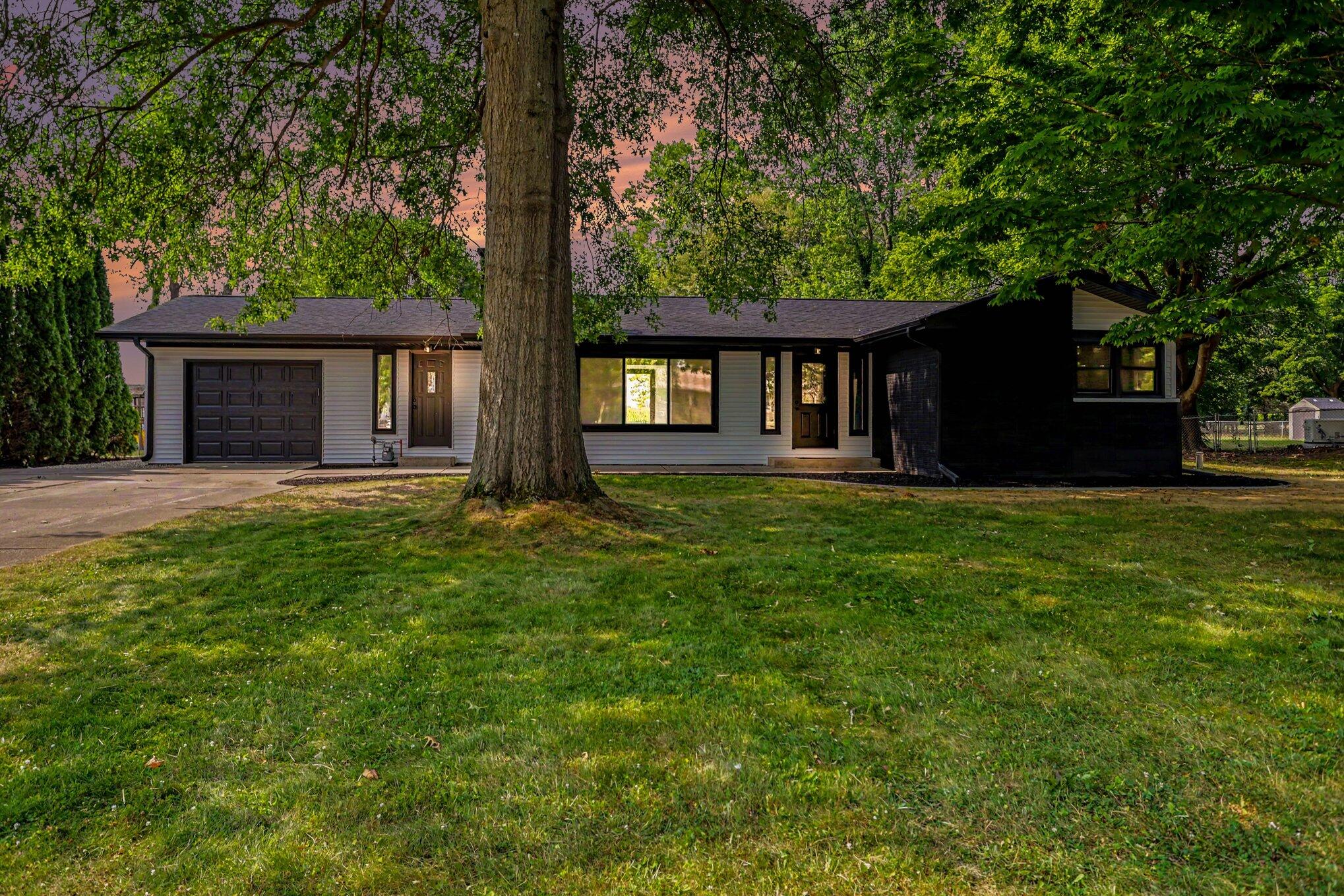 220 Pennbrook Trail Property Photo 1
