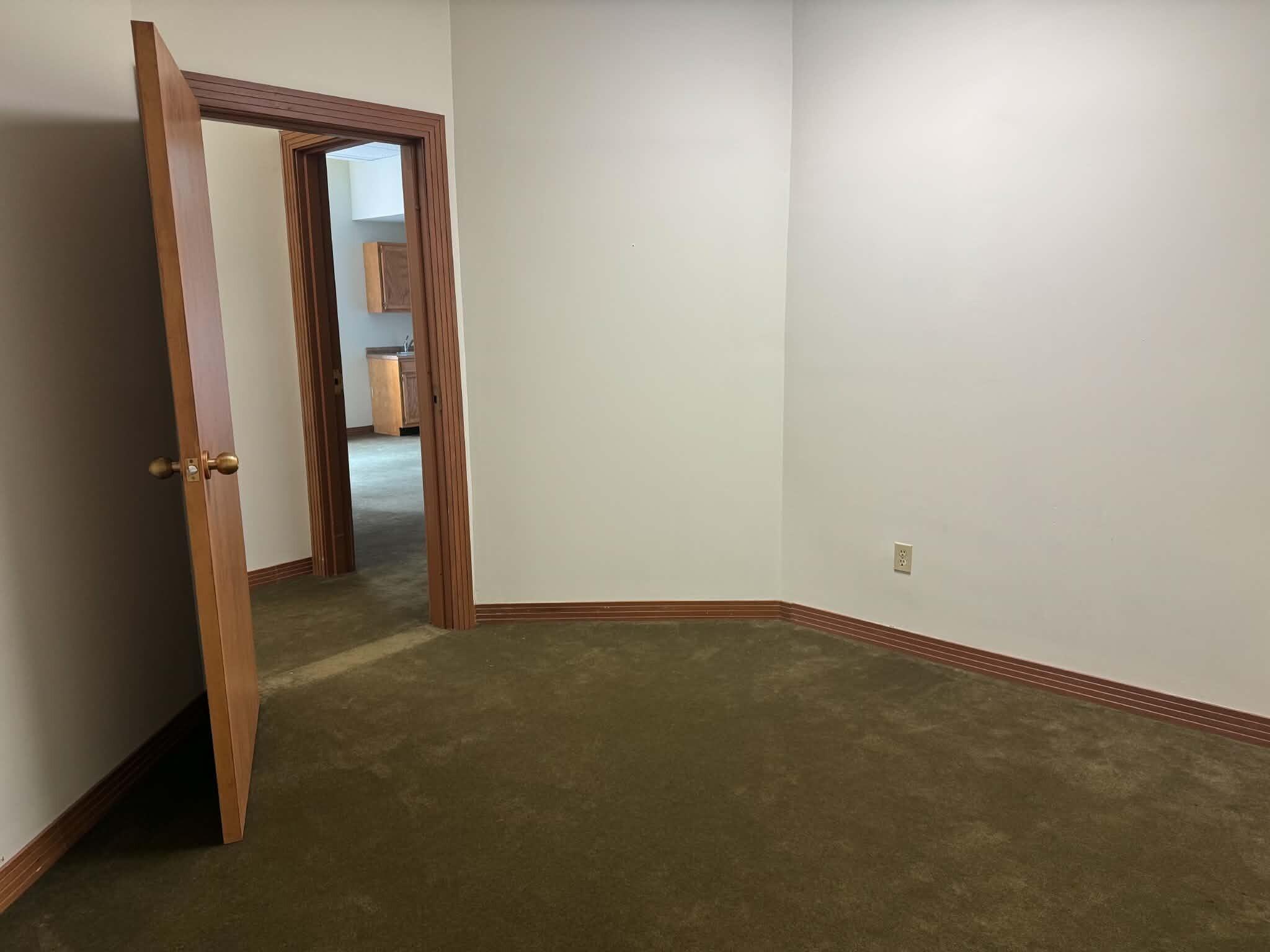 233 Fulton Street E Suite 126 Property Photo 6