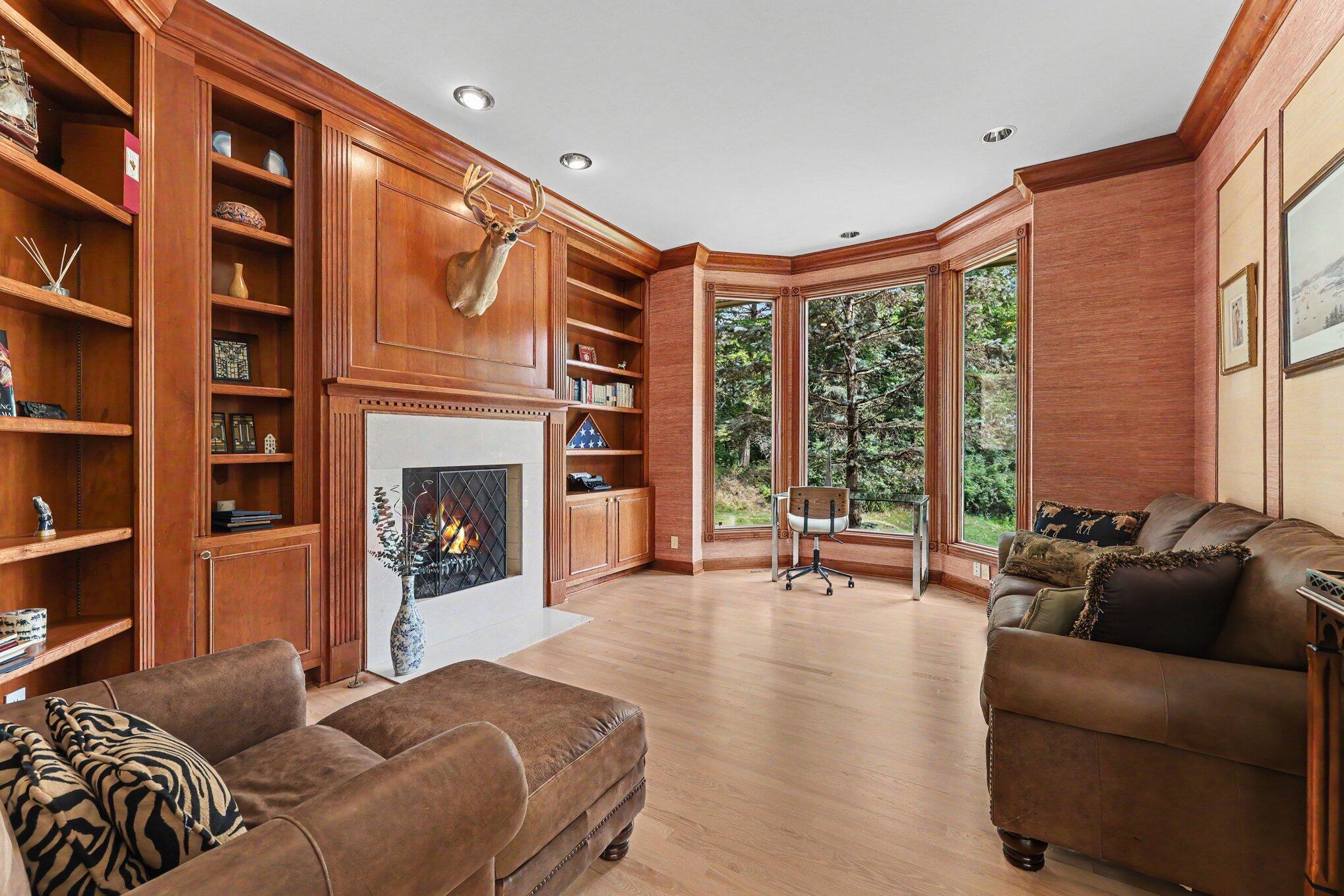 4911 Red Fox Run Property Photo 18
