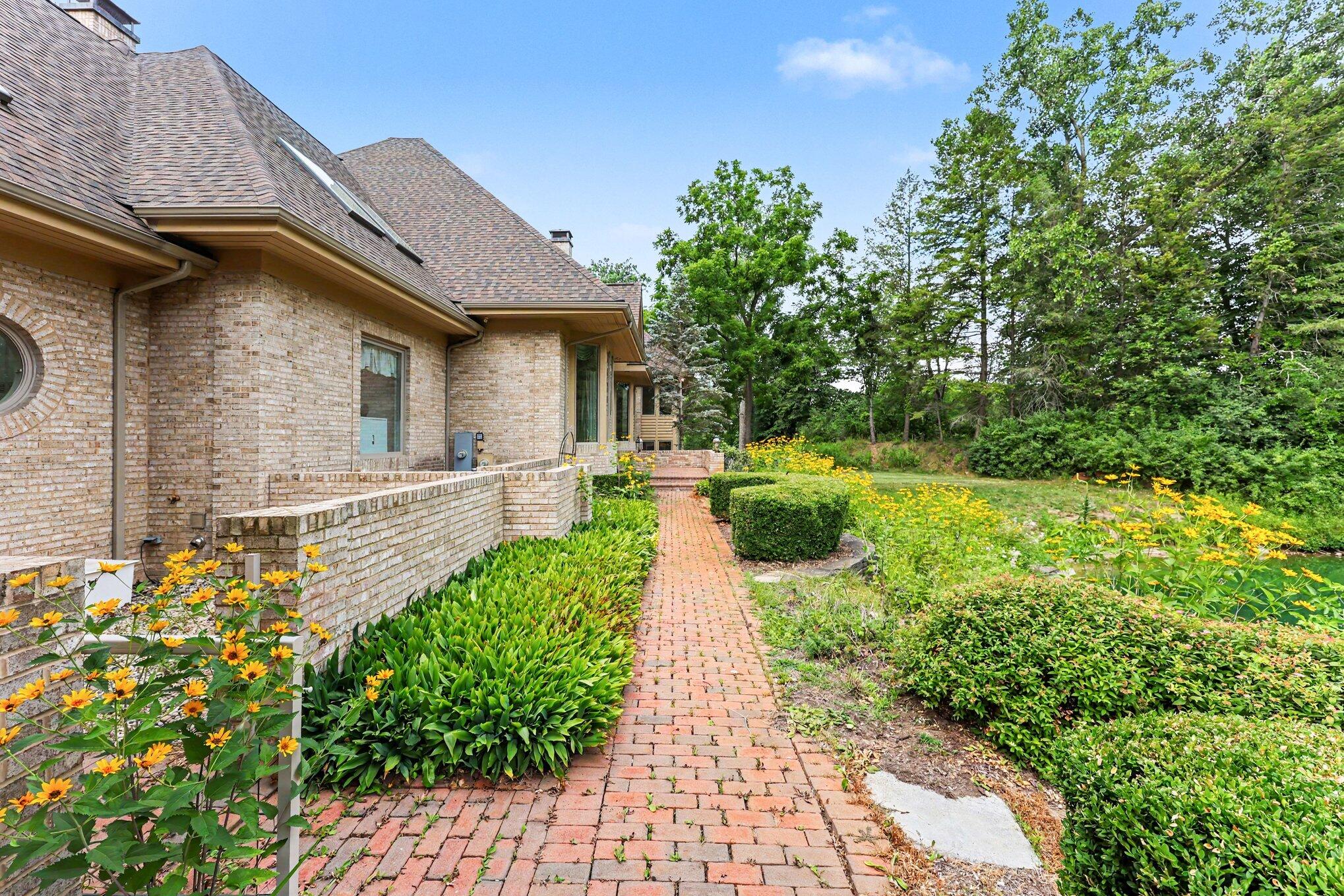 4911 Red Fox Run Property Photo 119