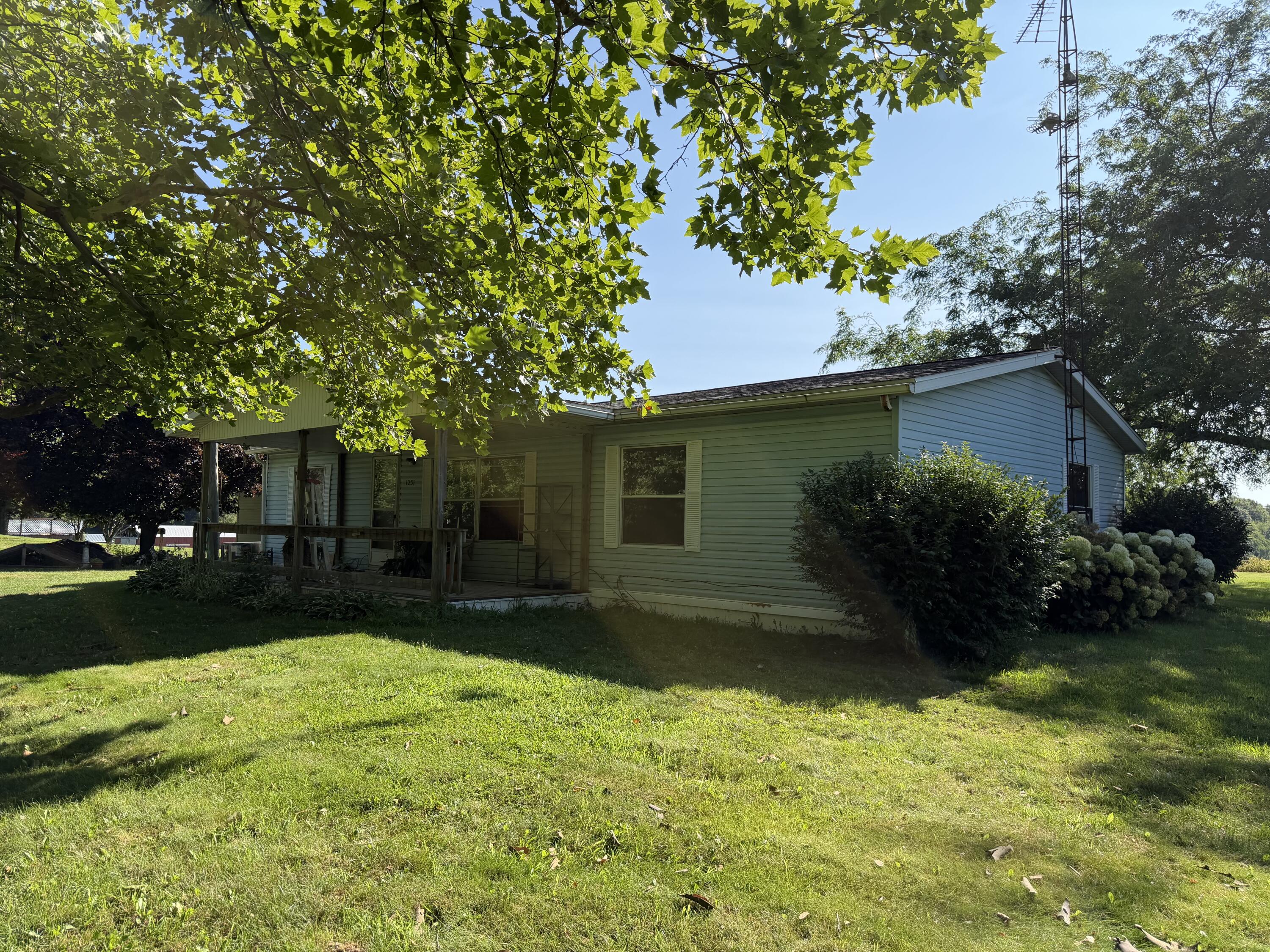 1251 N Edon Road Property Photo 2
