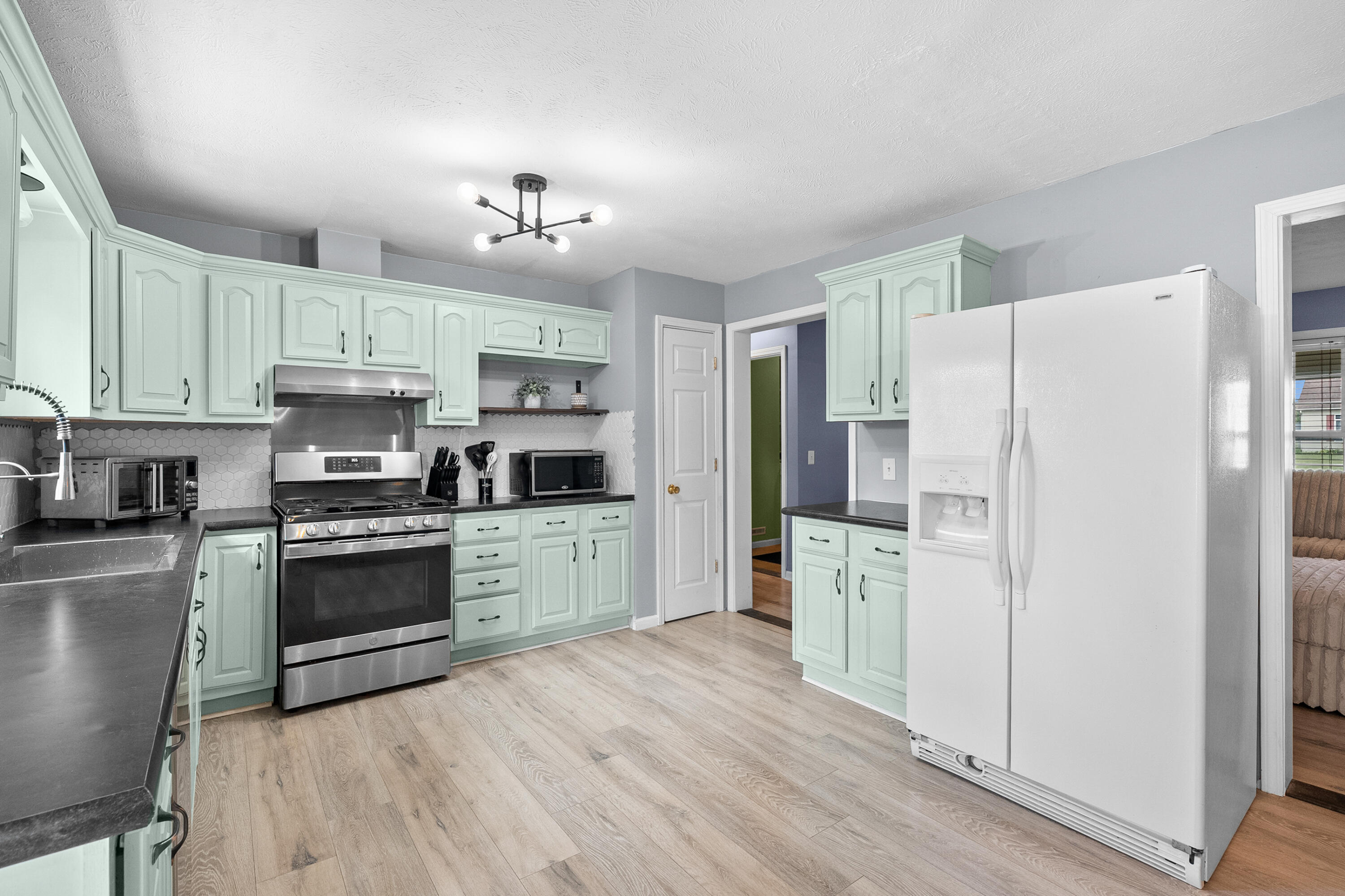 1138 Wintercherry Lane Property Photo 4