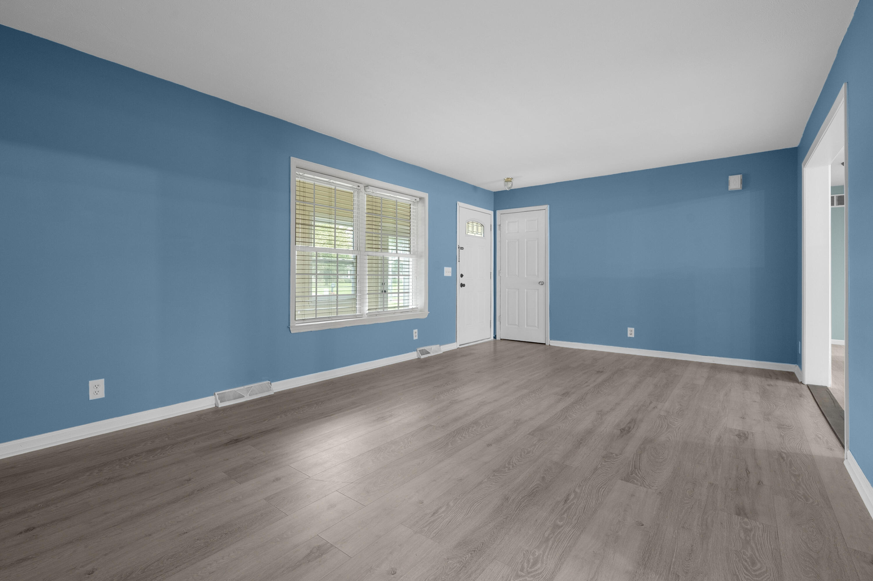 1138 Wintercherry Lane Property Photo 7
