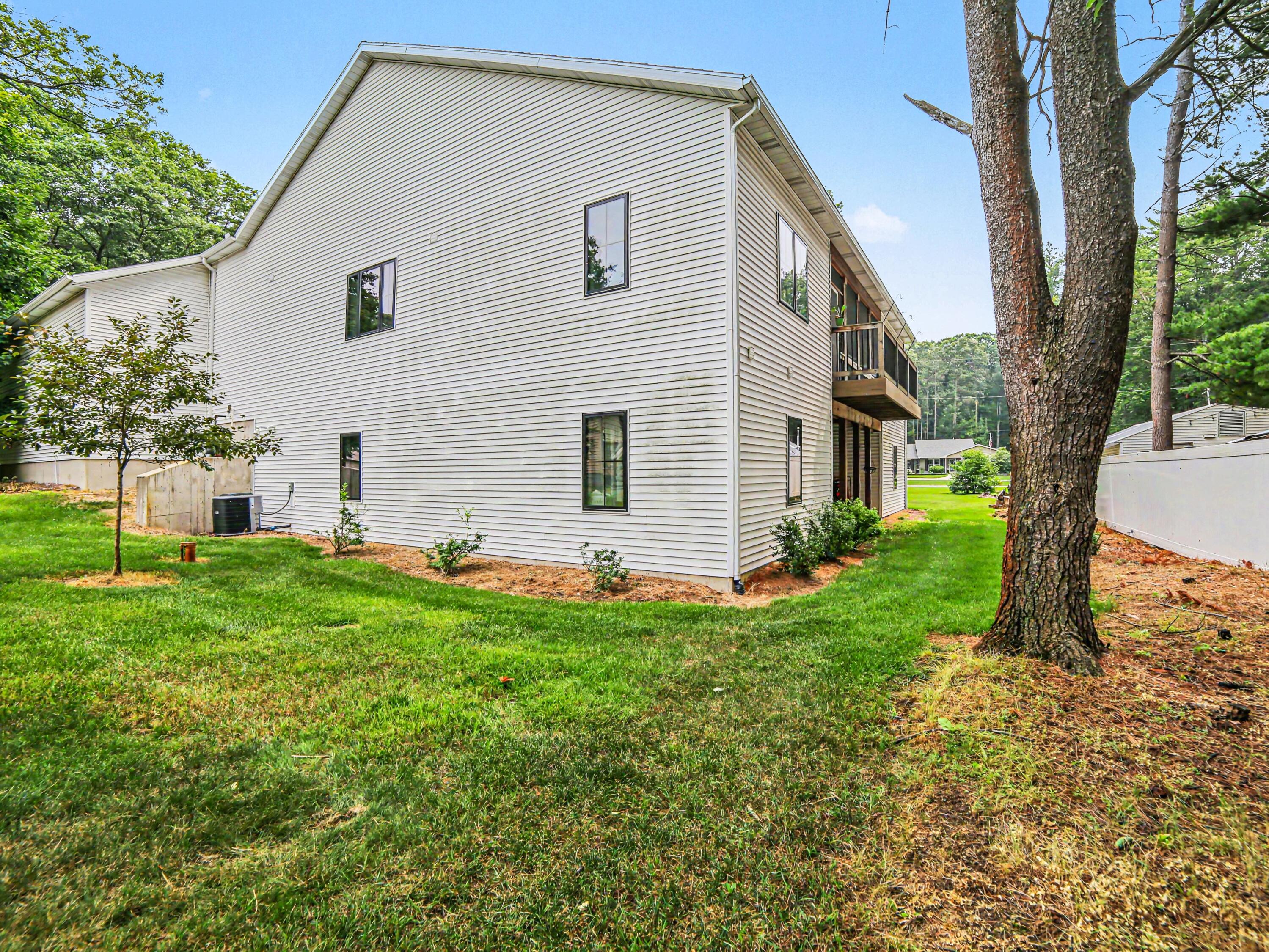 629 Sands Street Property Photo 37