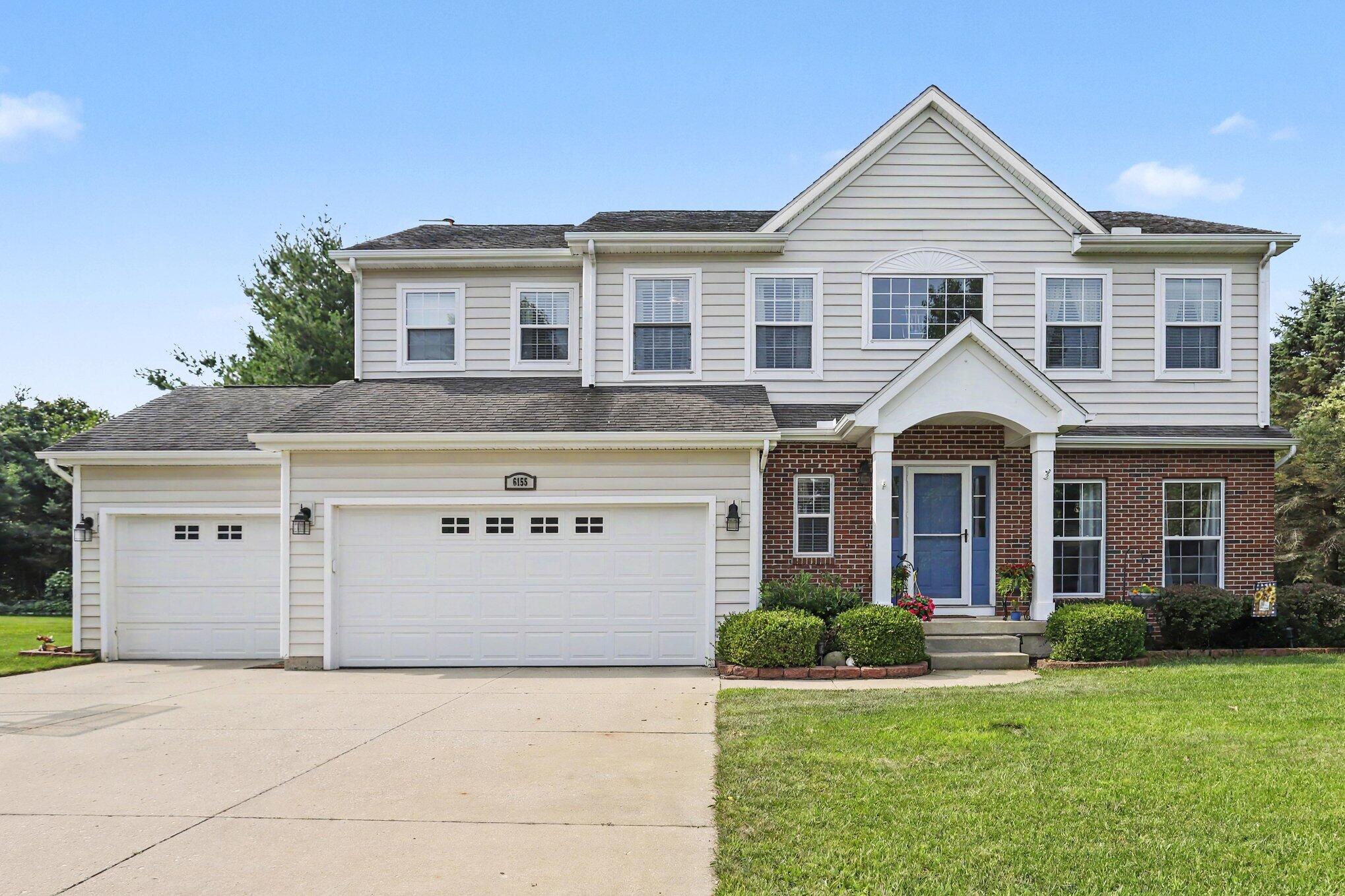 6155 Falabella Circle Property Photo 1