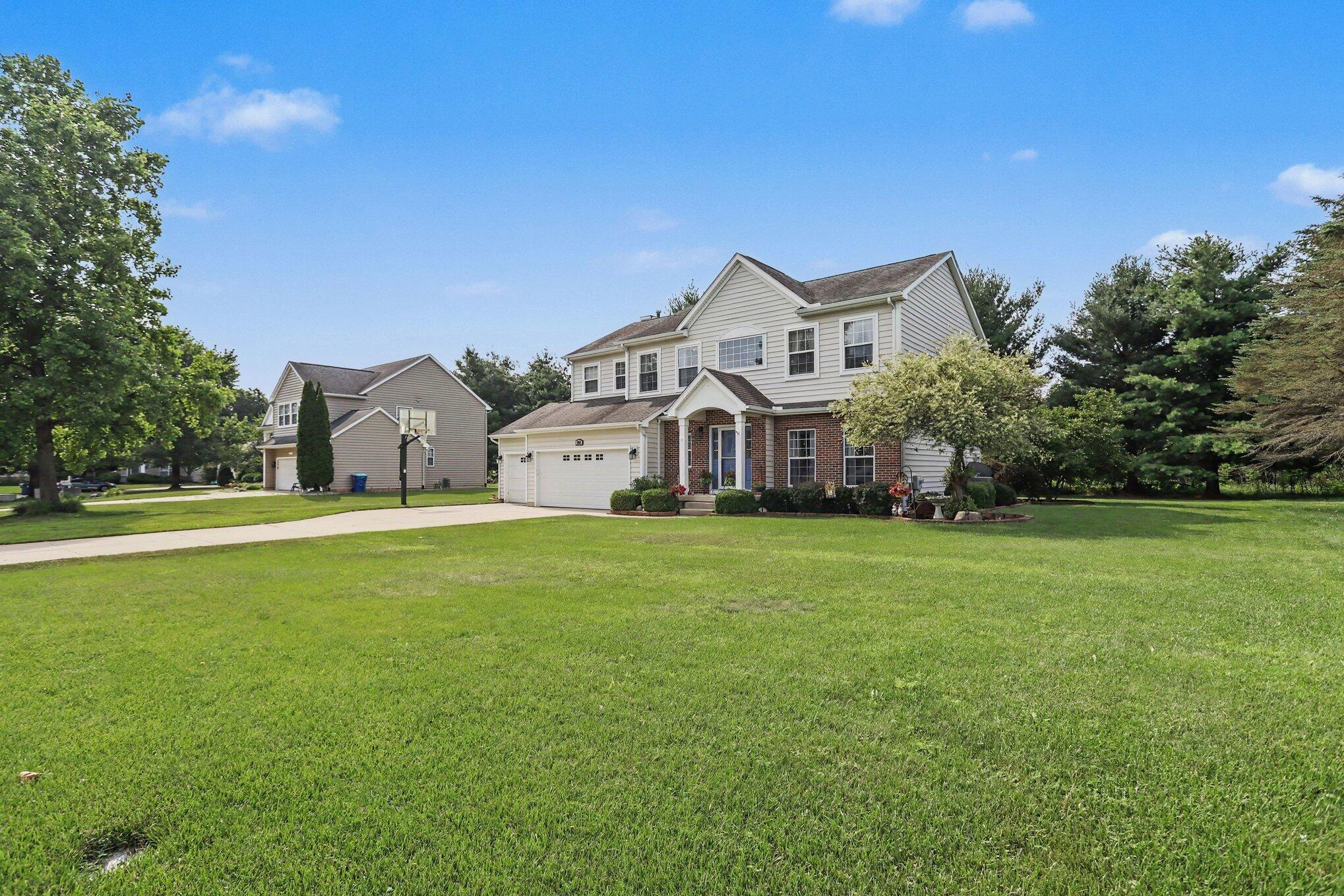 6155 Falabella Circle Property Photo 2