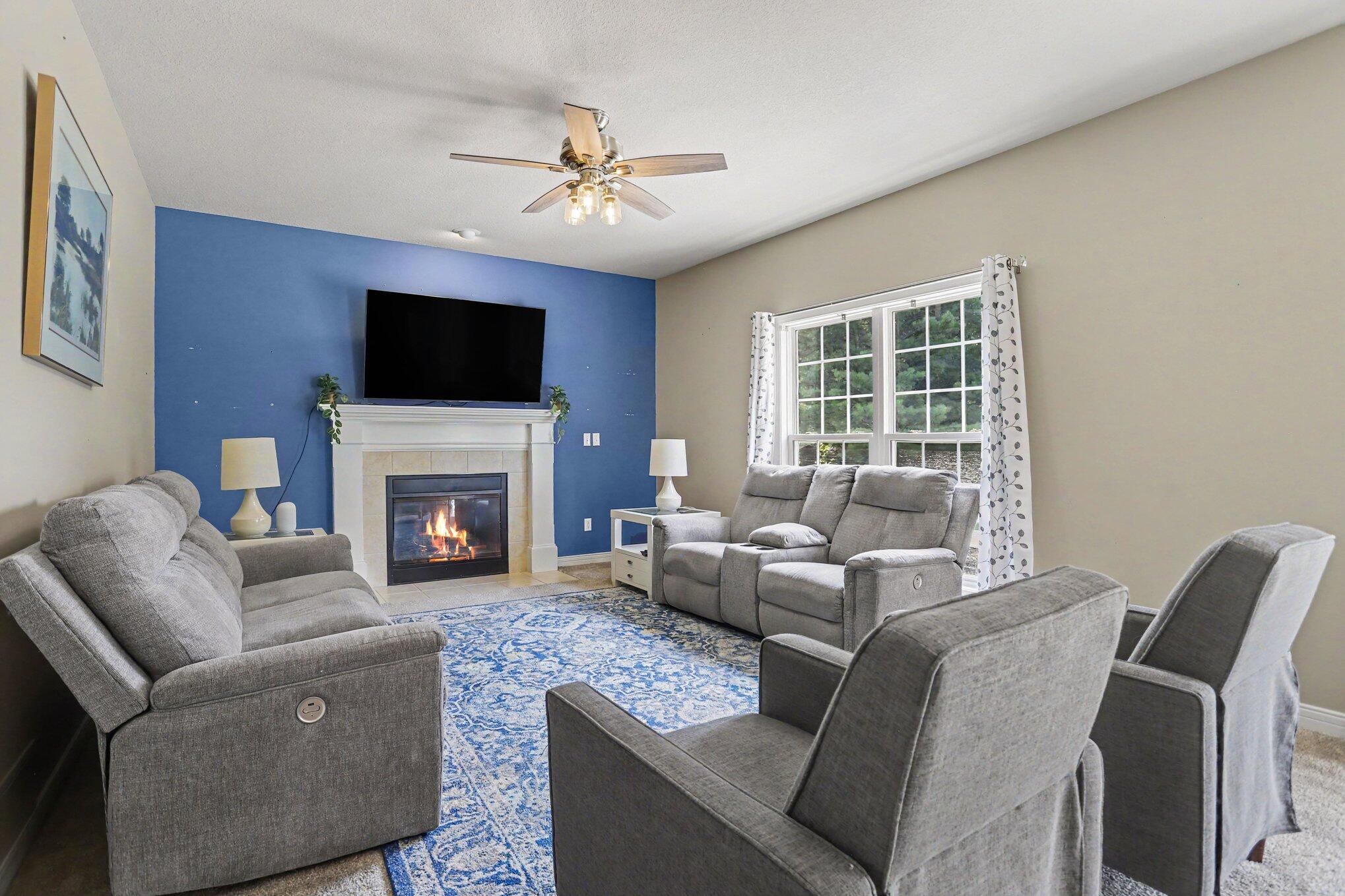 6155 Falabella Circle Property Photo 7