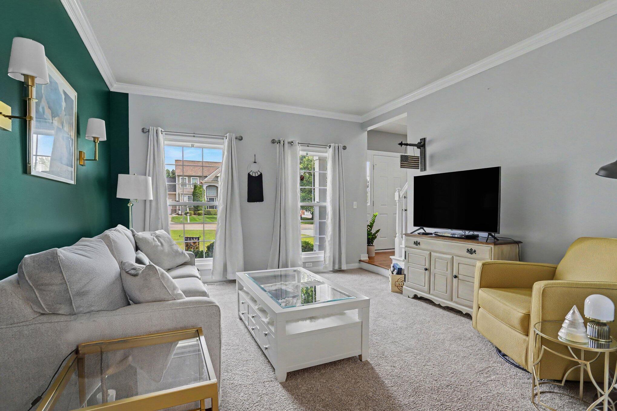 6155 Falabella Circle Property Photo 8