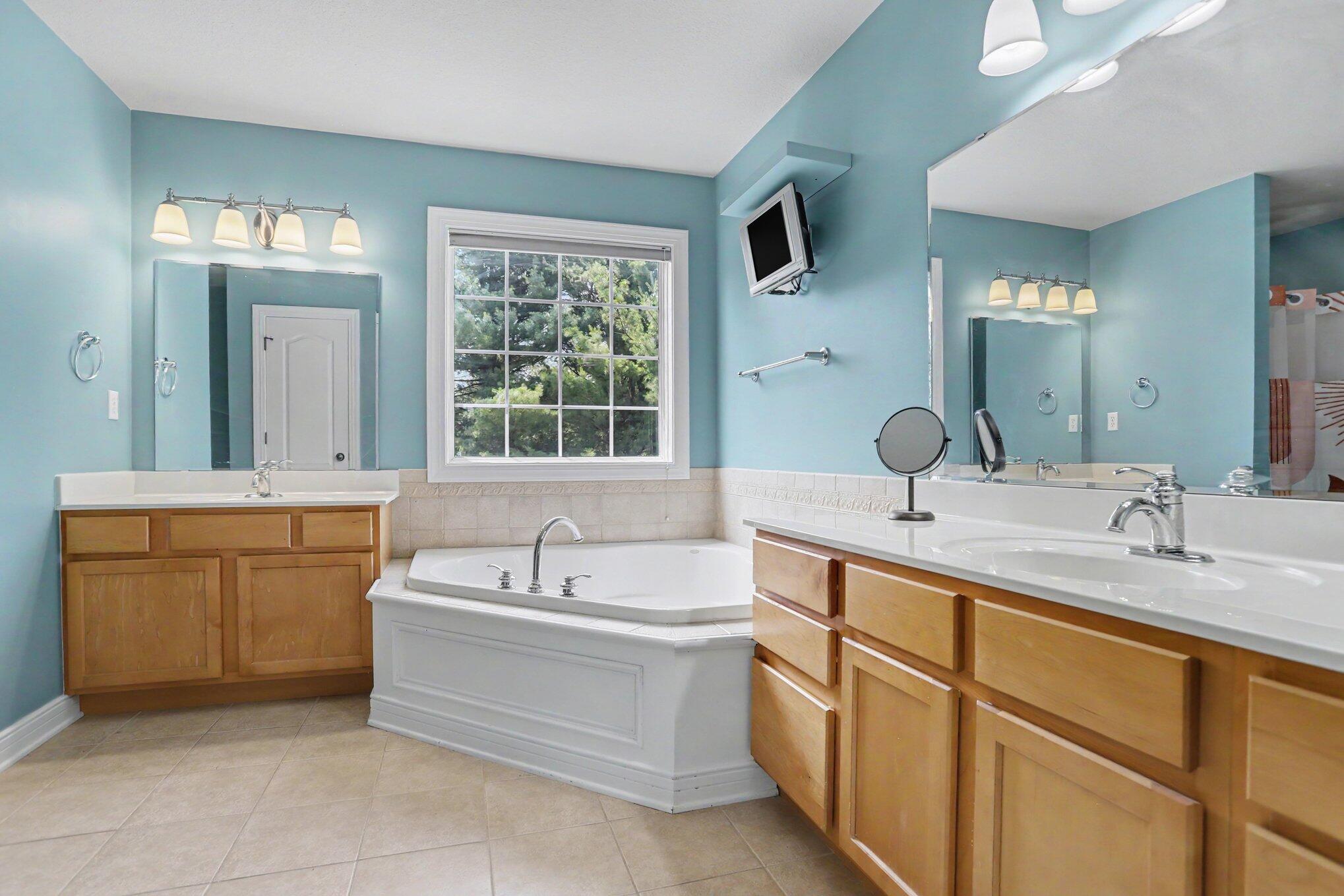 6155 Falabella Circle Property Photo 16