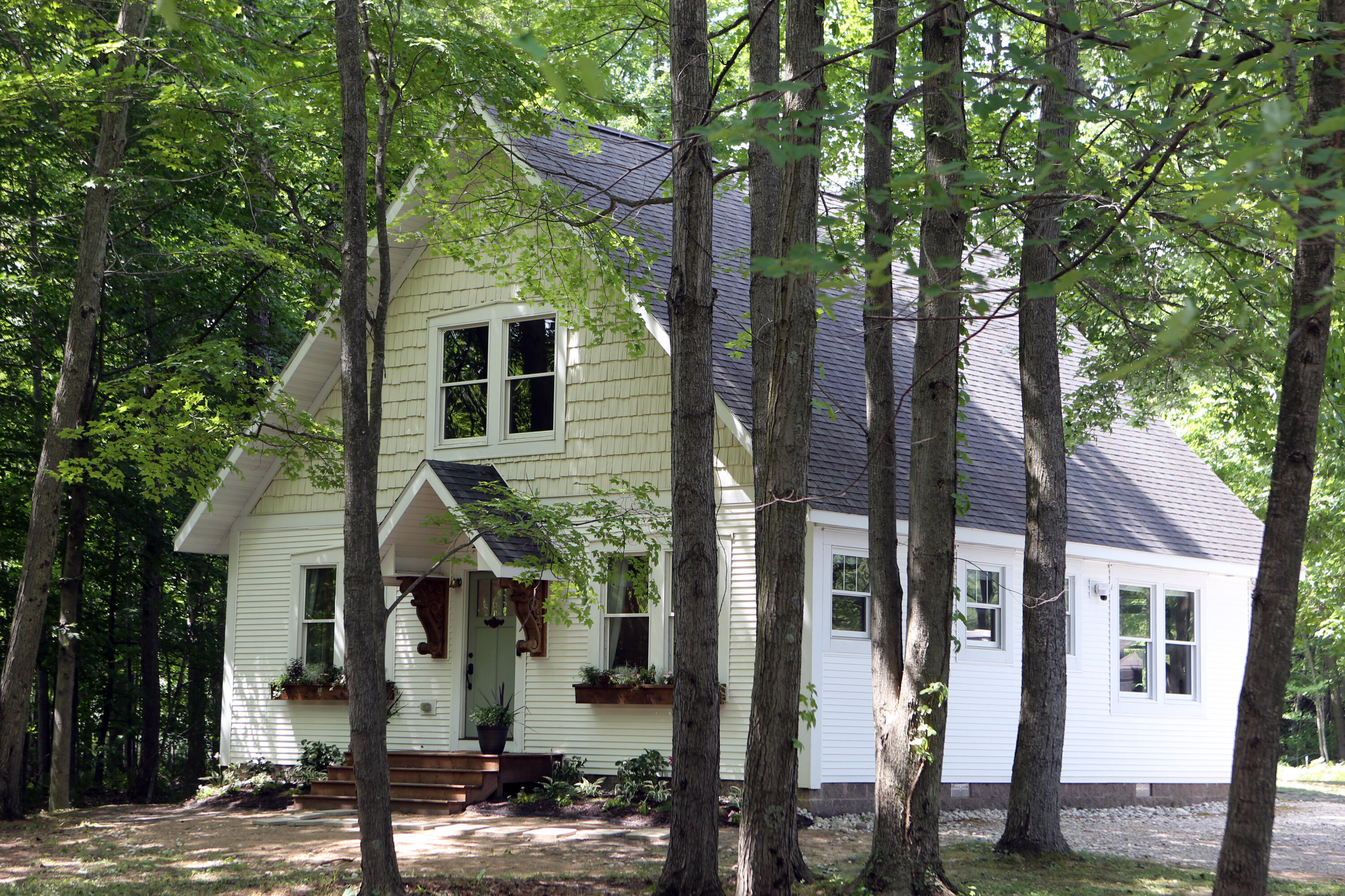 10667 Getty Drive Property Photo 2