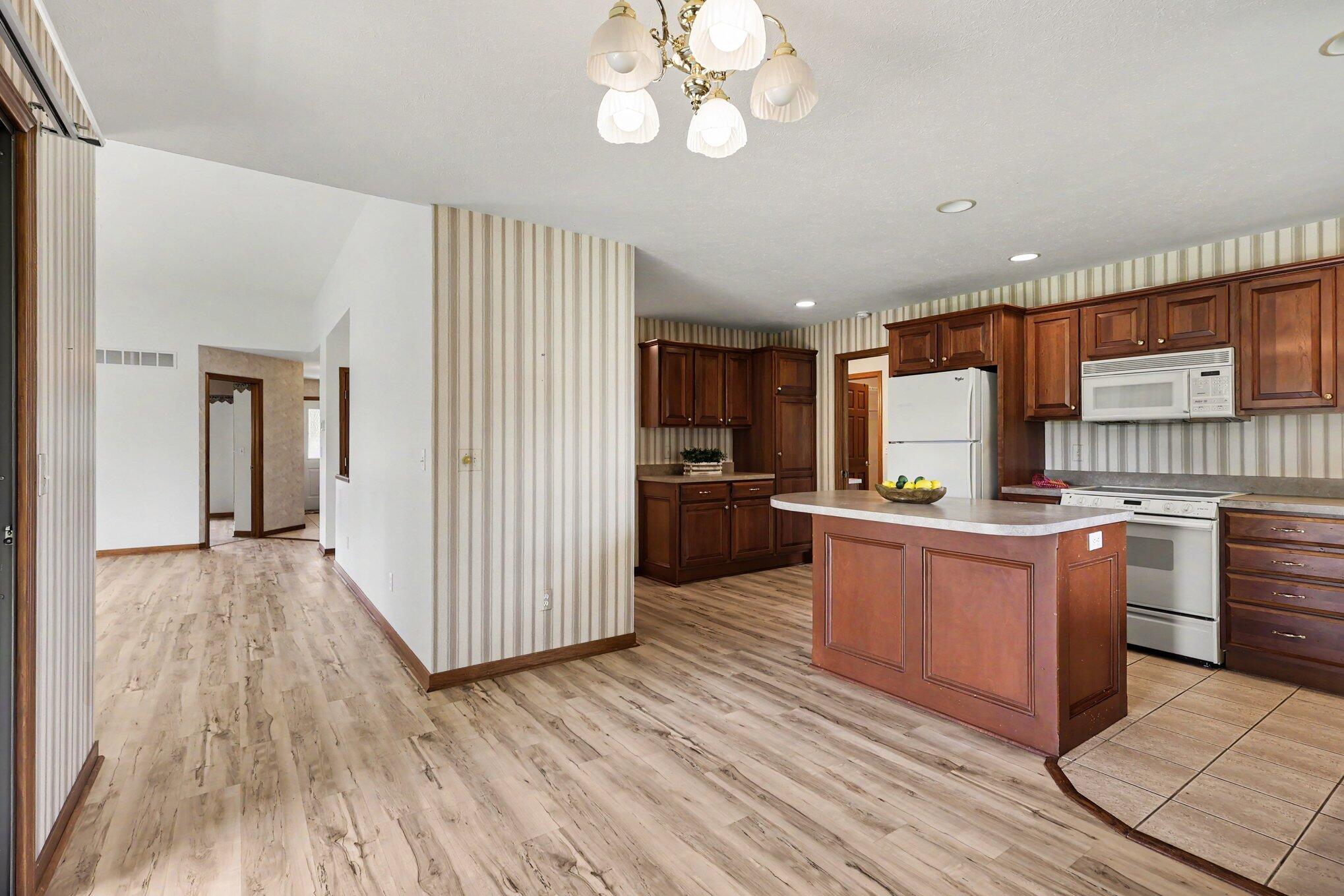 217 Parkside Drive Property Photo 12