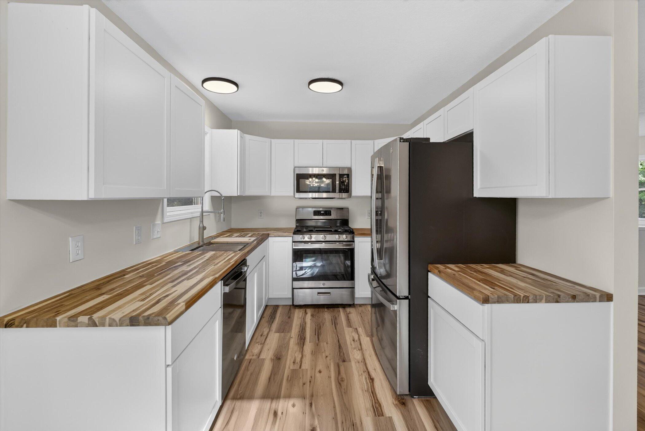4241 Laming Circle Property Photo 14