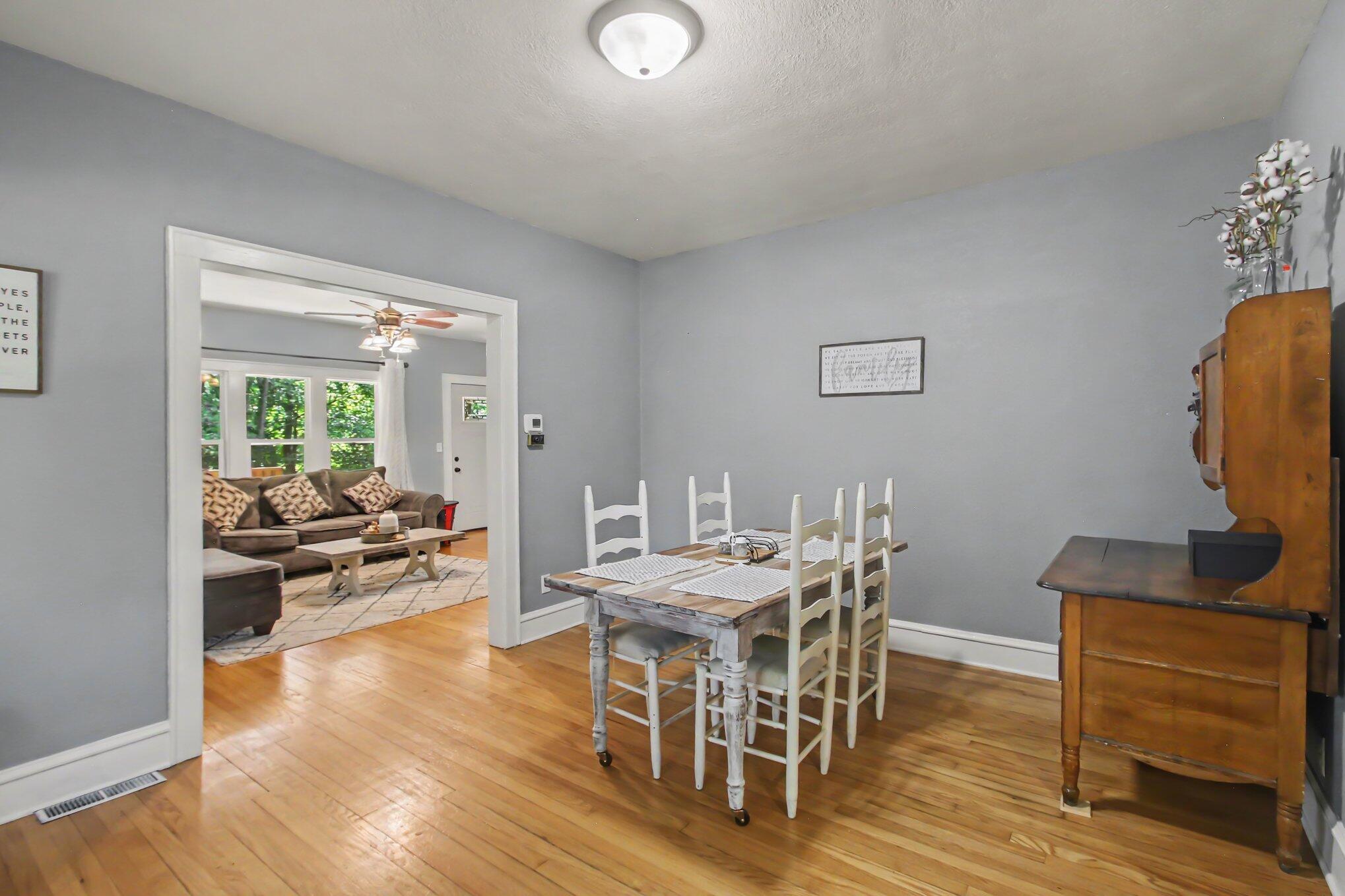 1217 Pinehurst Boulevard Property Photo 6