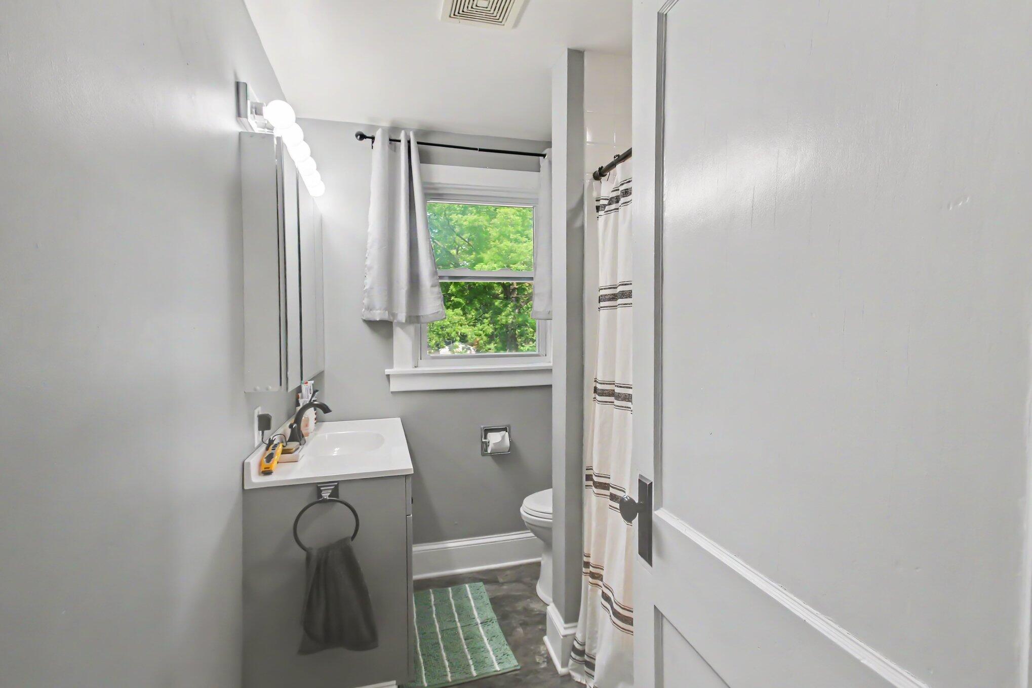 1217 Pinehurst Boulevard Property Photo 18